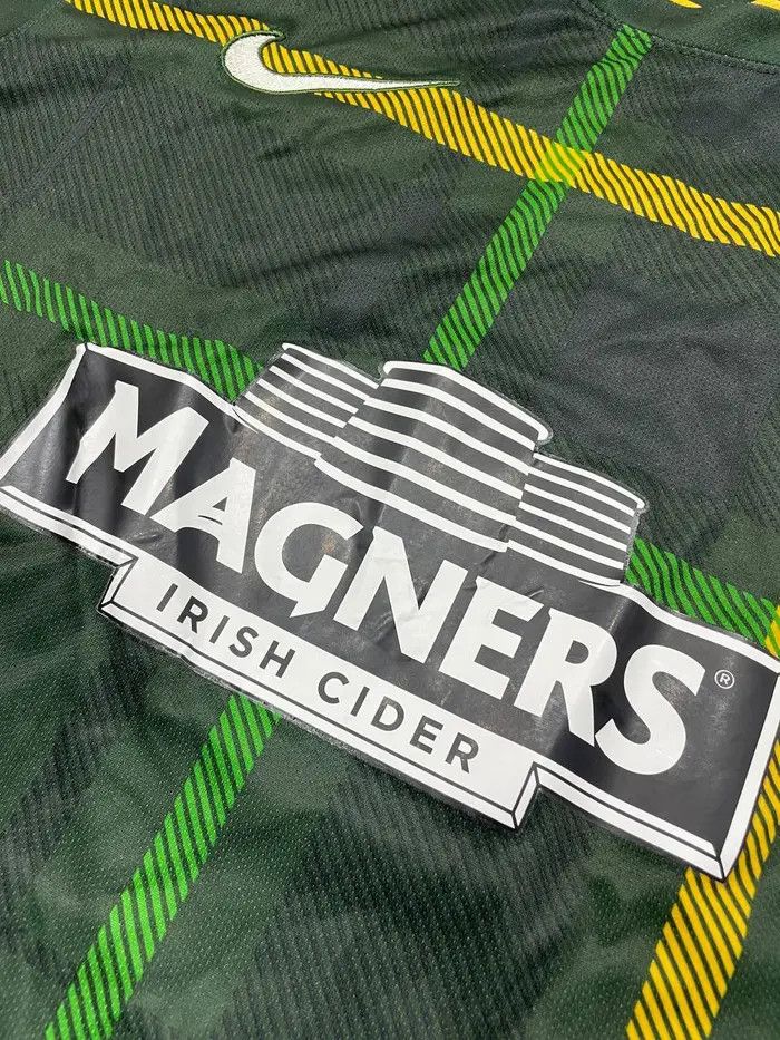 Nike Nike Celtic 2014 2015 Away Soccer Shirt Football Jersey Size US S / EU 44-46 / 1 - 6 Thumbnail