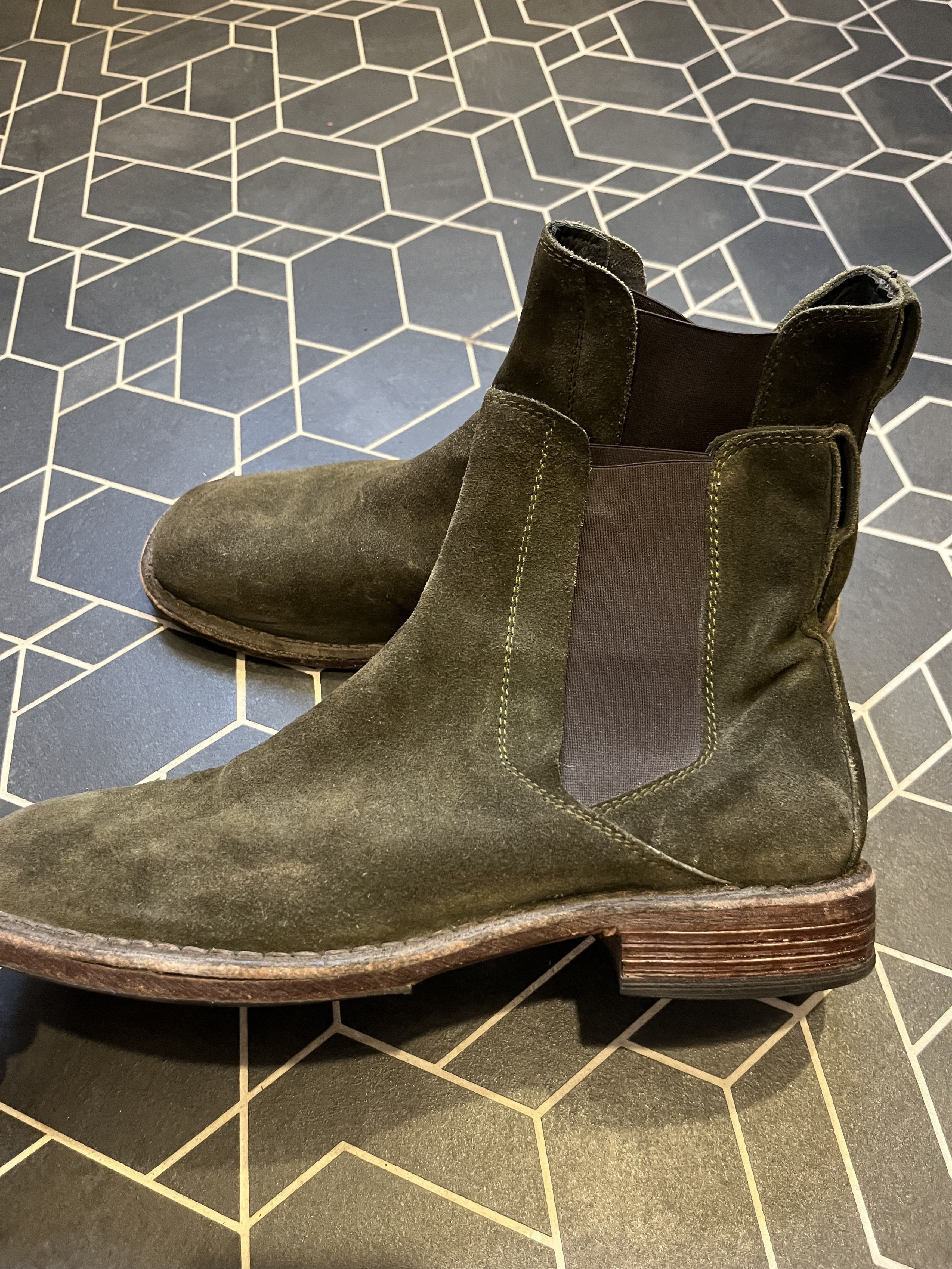 MoMA moma green sued chelsea boots Size US 10 / EU 43 - 2 Thumbnail