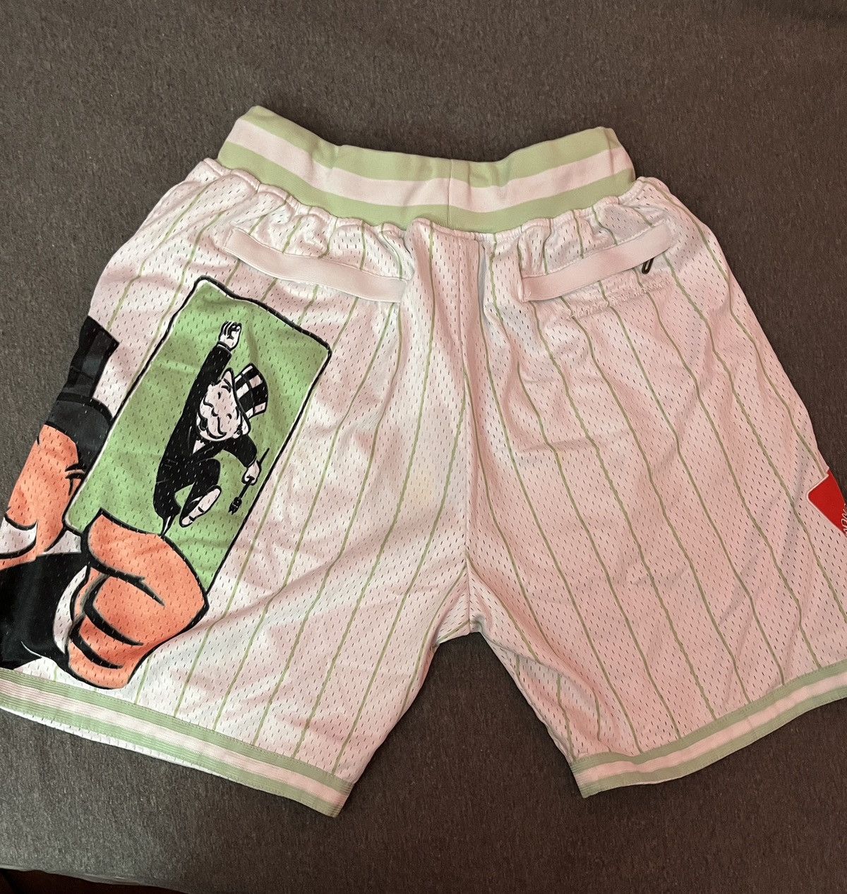 Grailed Monopoly Graphic Shorts Size US 28 / EU 44 - 2 Thumbnail
