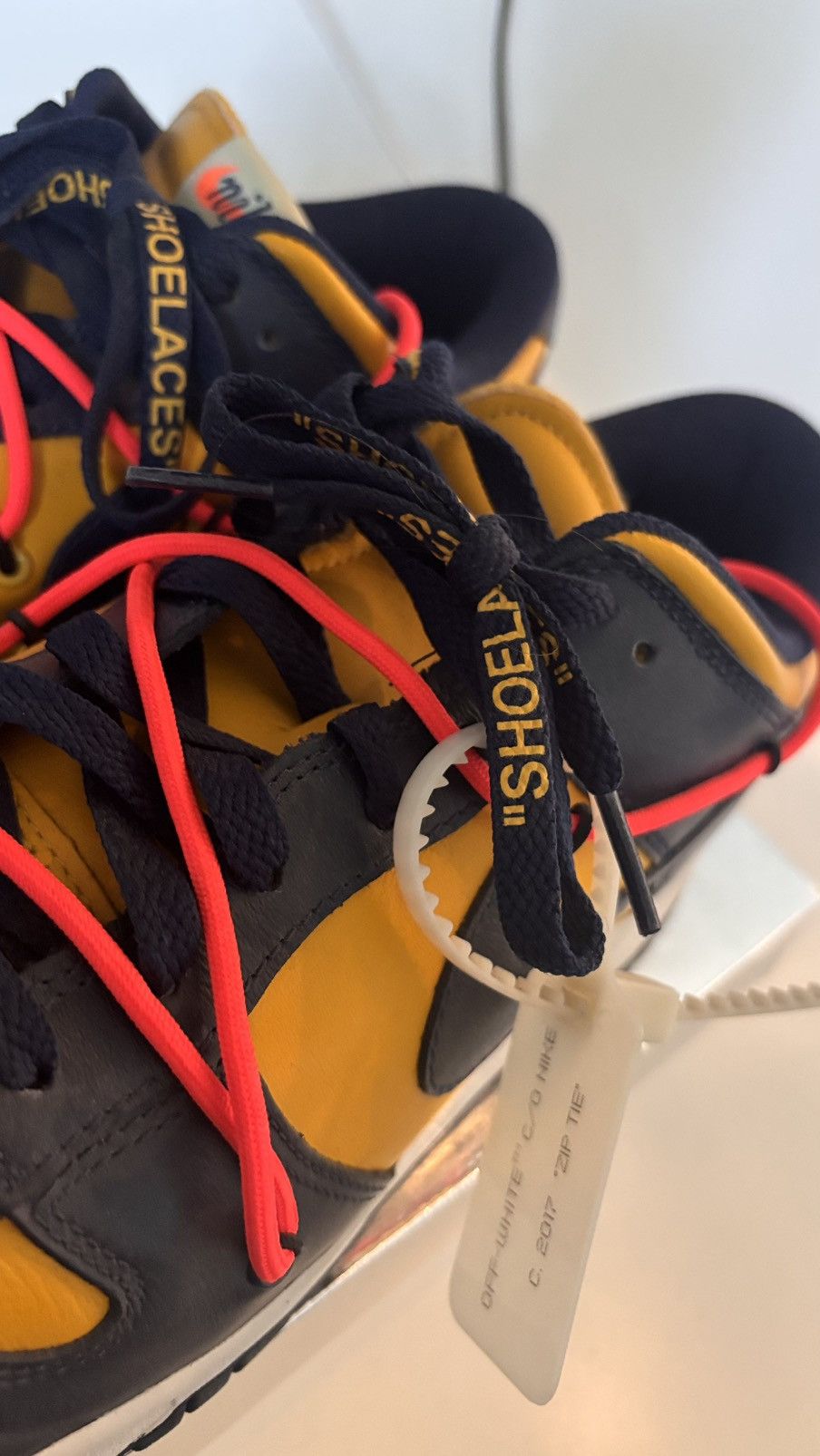 Nike × Off-White Nike X Off-White Dunk slow University Gold Size US 13 / EU 46 - 8 Thumbnail