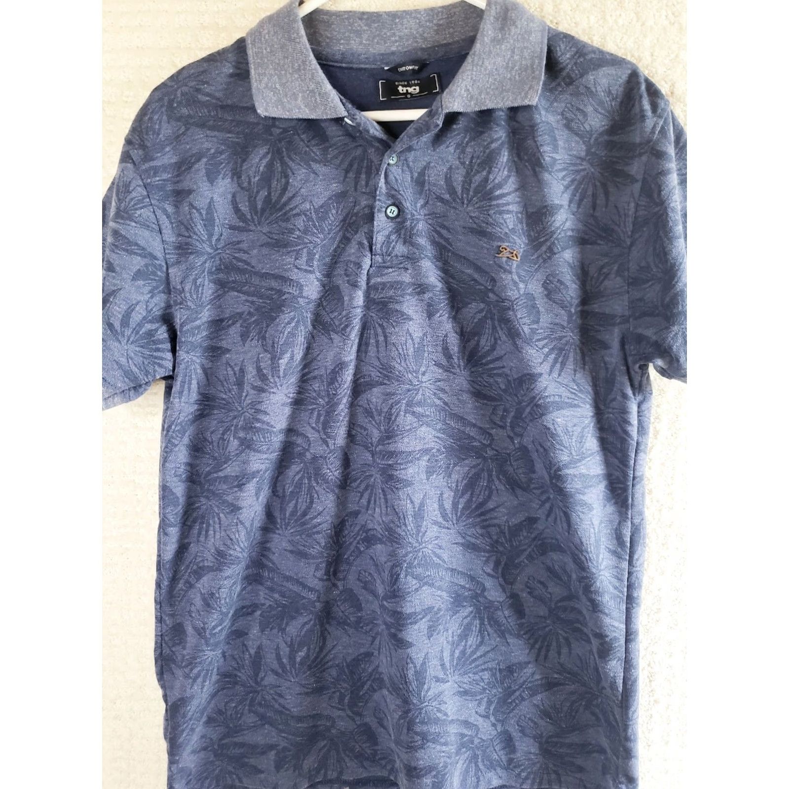 Vintage TNG THE NEXT GENERATION GOLF POLO SHIRT MENS L BLUE FOILAGE PATTERN SHORT SLEEVE Size US L / EU 52-54 / 3 - 3 Thumbnail