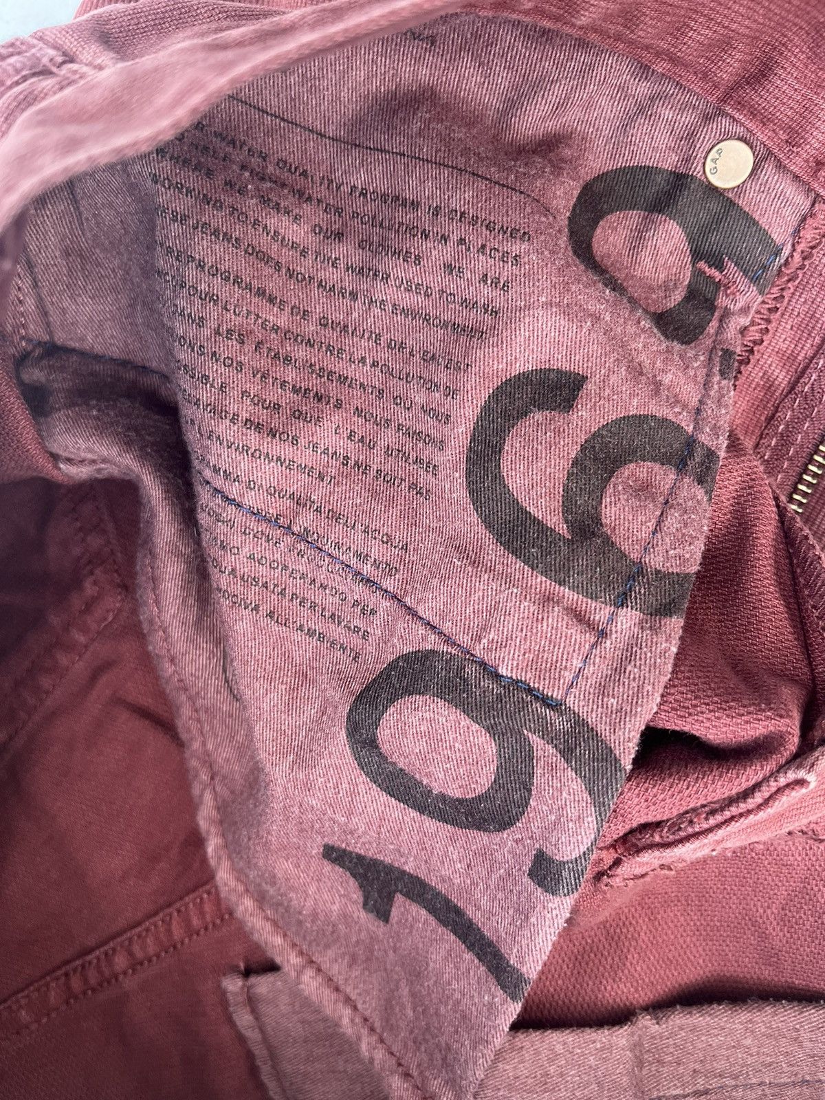 Gap GAP DENIM 1969 Burgundy Slim Jeans Y2K Style Vtg Size US 31 - 7 Thumbnail