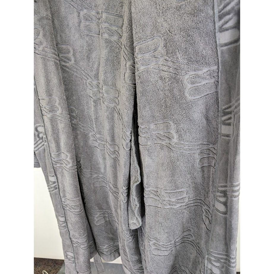 o1rshd1 Monogram Gown in Gray