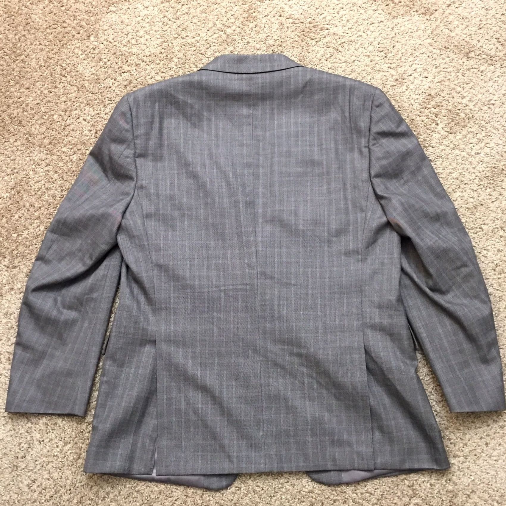 Joseph Abboud Joseph Abboud Blazer Mens 42R Gray Plaid Two-Button Wool Double-Vented Sport Coat Jacket Notch Lapel | Regular Fit | Gray Wool Blazer Mens 42R Size 42R - 6 Thumbnail