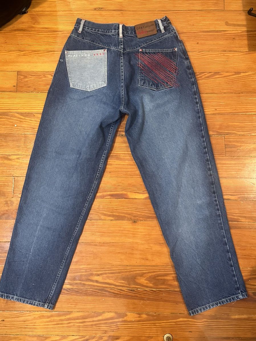 Fubu Platinum FUBU Jeans W32 L34 Red Embroidered Vintage Baggy Size US 32 / EU 48 - 9 Thumbnail