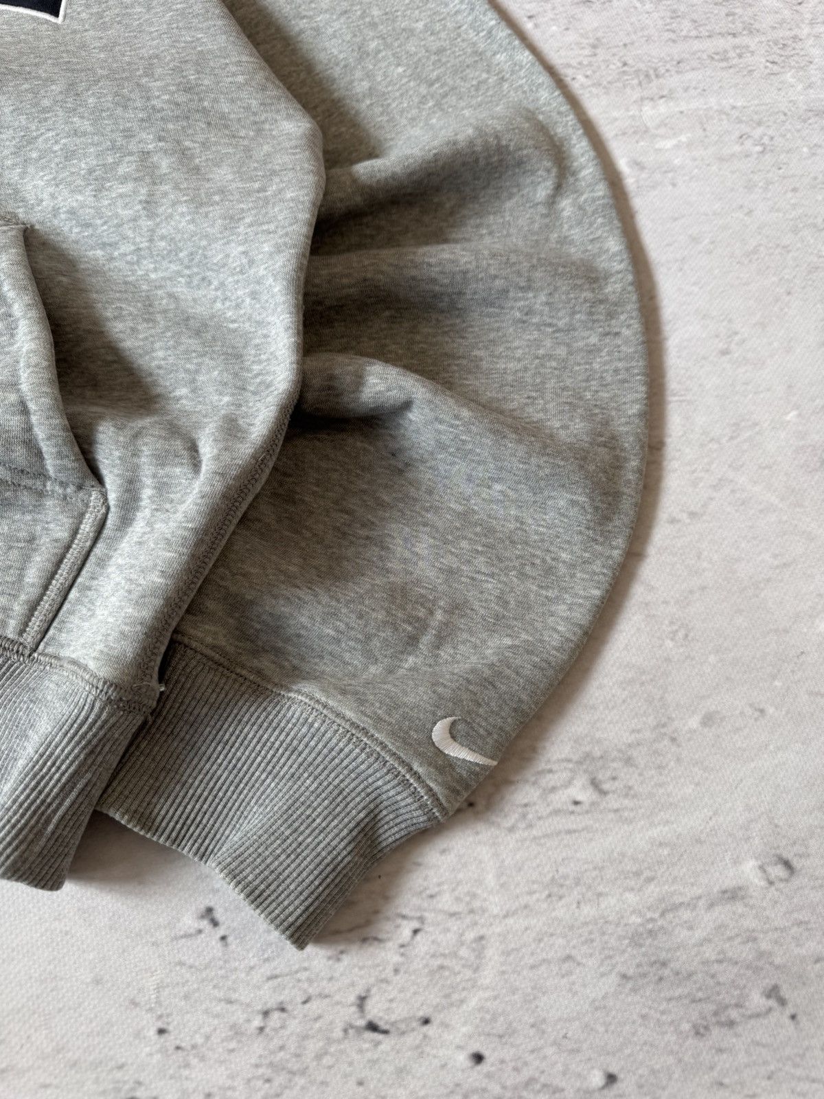 NIKE VINTAGE 00s y2k OVERSIZE BAGGY ZIP HOODIE CENTER LOGO