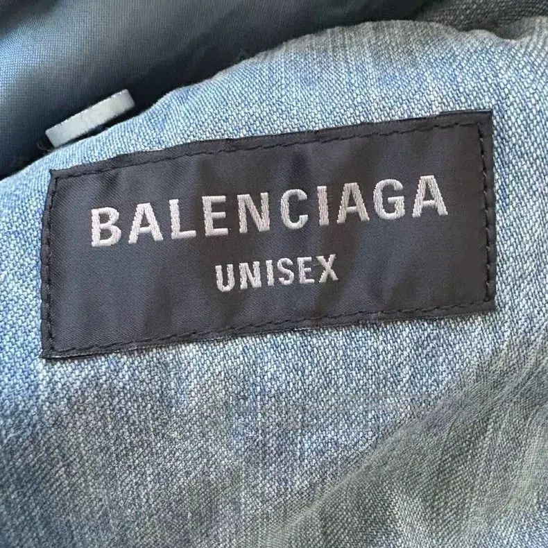 Balenciaga Balenciaga Sleeve Badge Mud Dye Distressed Blazer Jacket Size US M / EU 48-50 / 2 - 3 Thumbnail