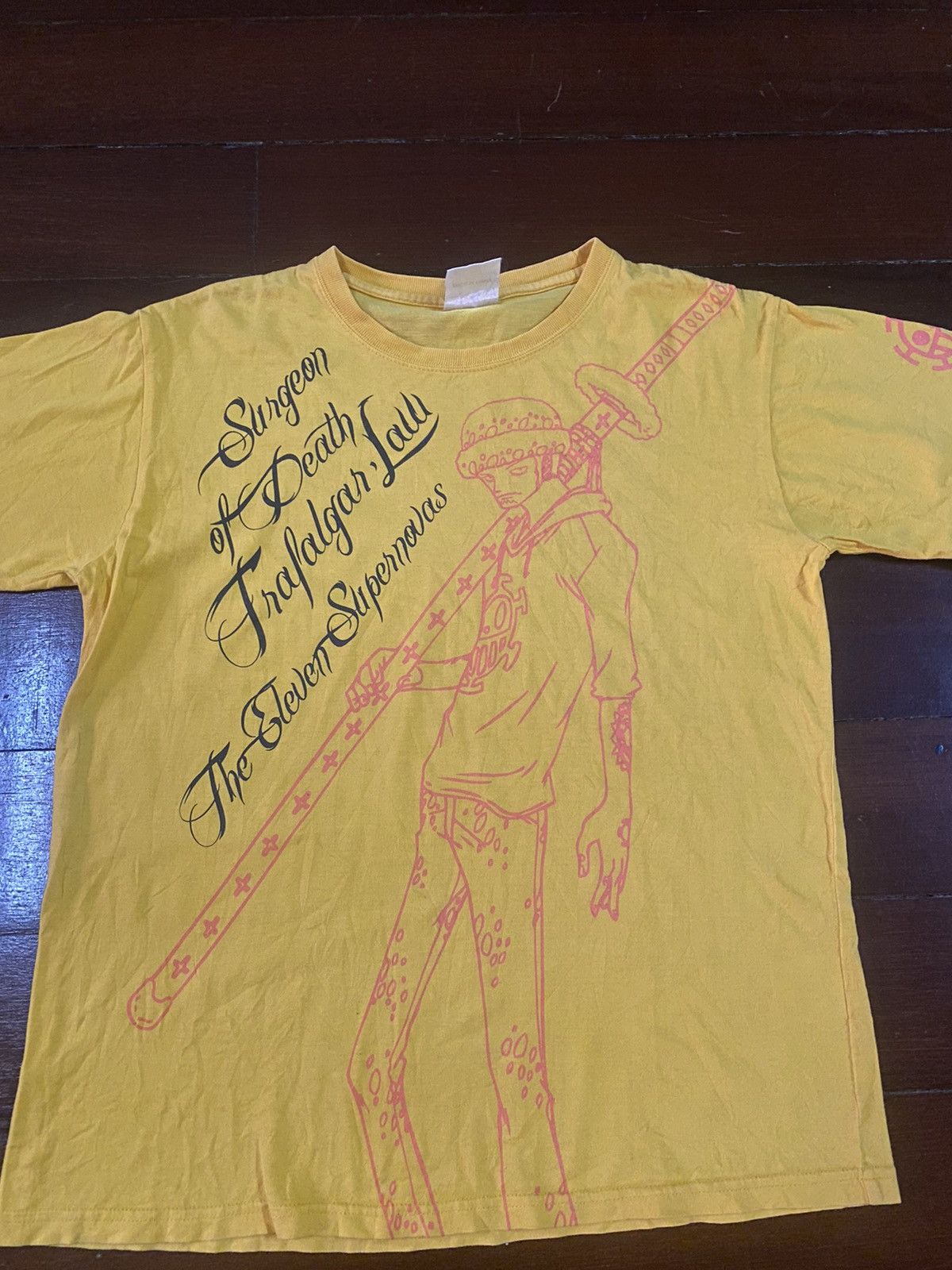 Anime × Beauty Beast × One Piece Vintage y2k One Piece surgeon of death trafalgar law Tees Size US M / EU 48-50 / 2 - 5 Thumbnail
