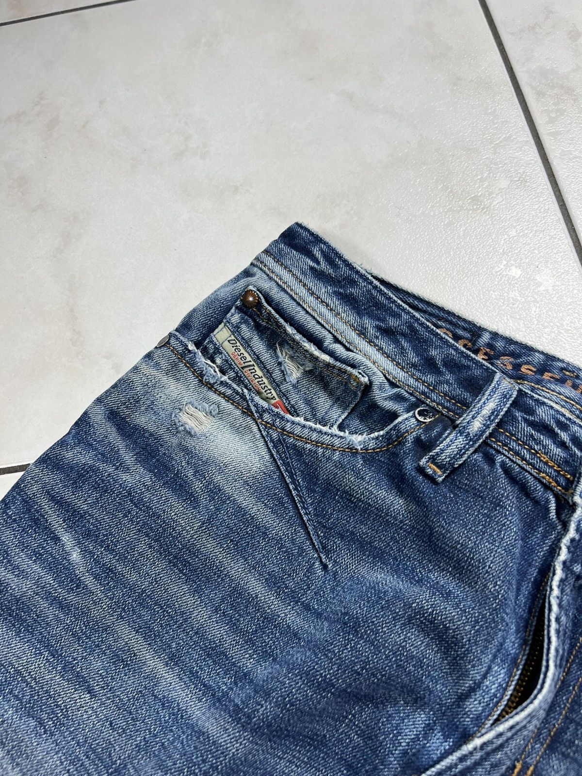 Diesel Vintage Diesel shioner distressed denim jeans slim skinny Size US 30 / EU 46 - 11 Thumbnail