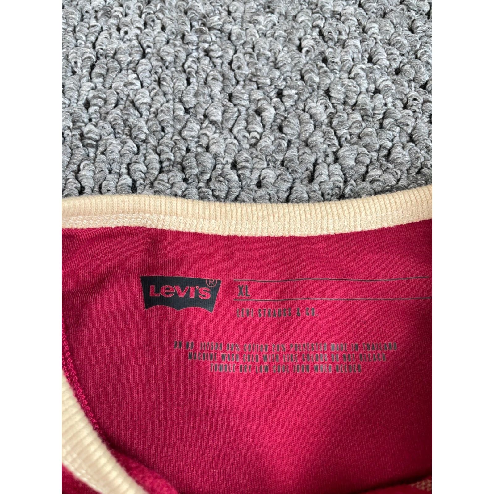 Levi's Levi's Strauss Bear Logo Sweatshirt Adult XL Red Yellow Retro Print Lightweight Size US XL / EU 56 / 4 - 3 Thumbnail