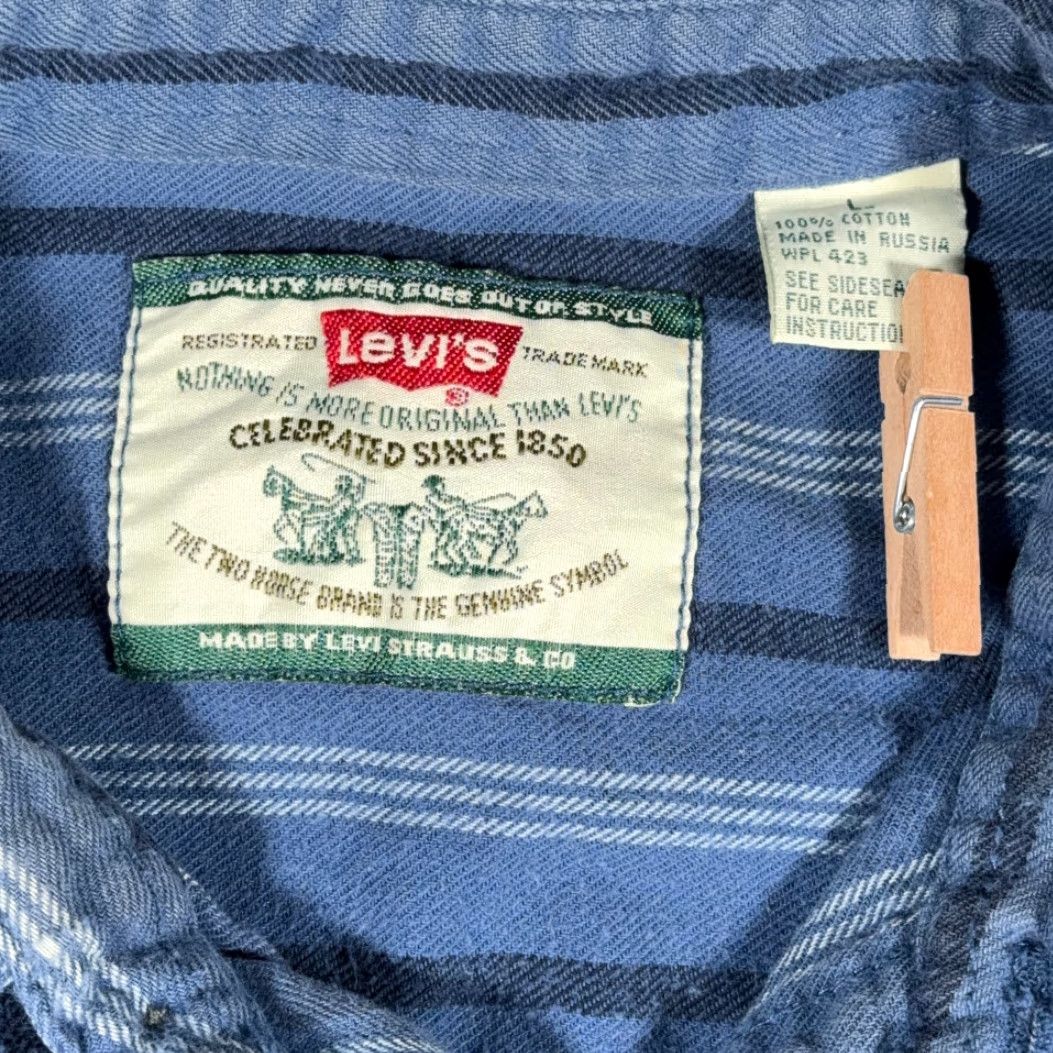 Levi's VINTAGE Levi's Shirt Adult LARGE Blue Striped Cotton Flannel 90s Button-Up Long Sleeve Rock Grunge Size US L / EU 52-54 / 3 - 4 Thumbnail