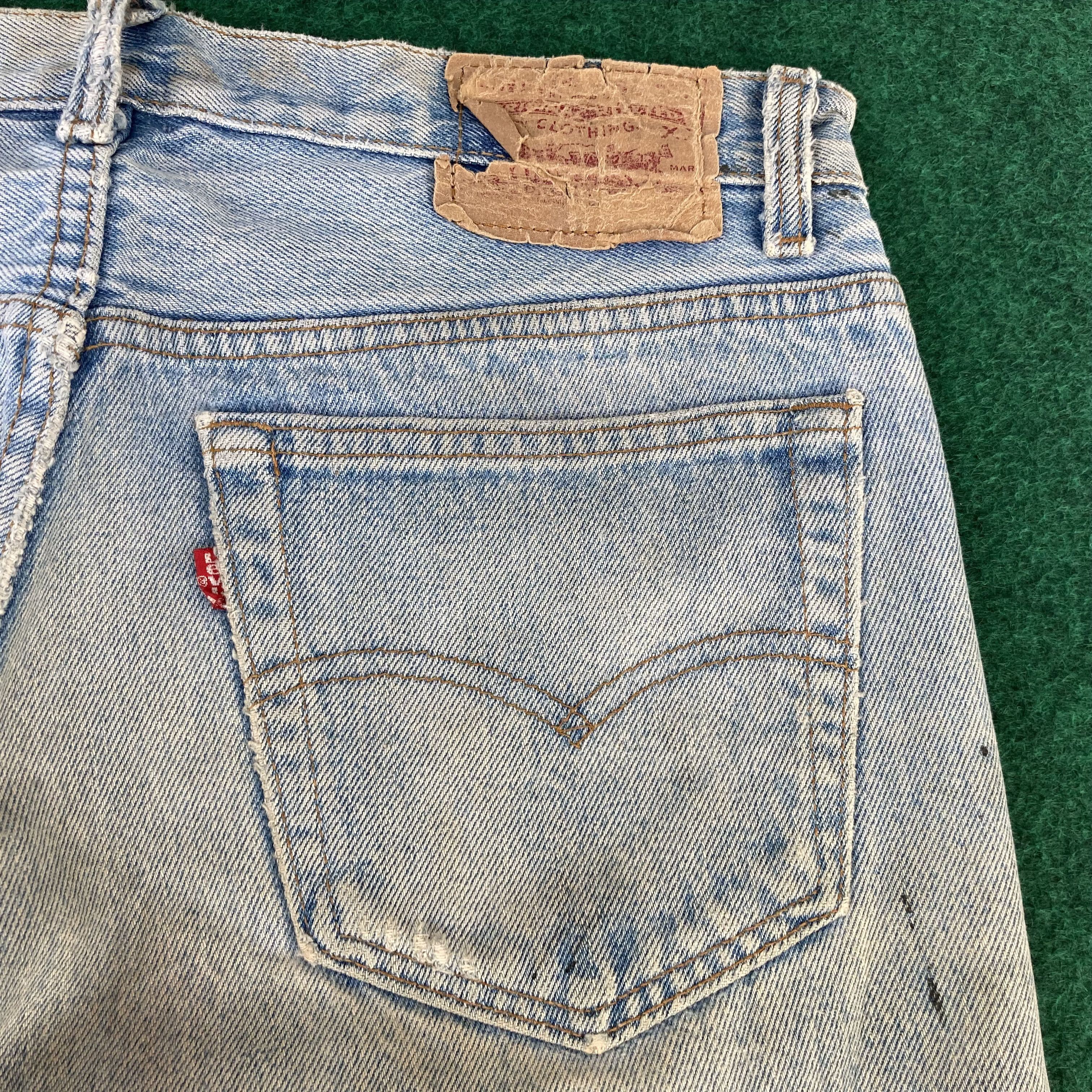 Levi's × Vintage Vtg Levis 501 Faded Stains Ripped Jeans Sz 31 Denim Jeans Size US 31 - 13 Thumbnail