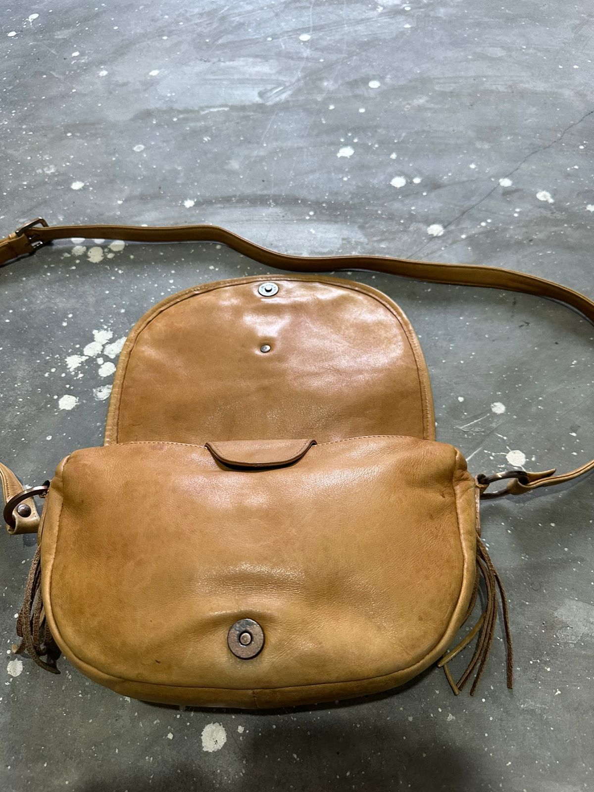 Yohji Yamamoto 🔥Vintage Ysaccs Yohji Yamamoto Leather Crossbody/ Sling bag Size ONE SIZE - 8 Thumbnail