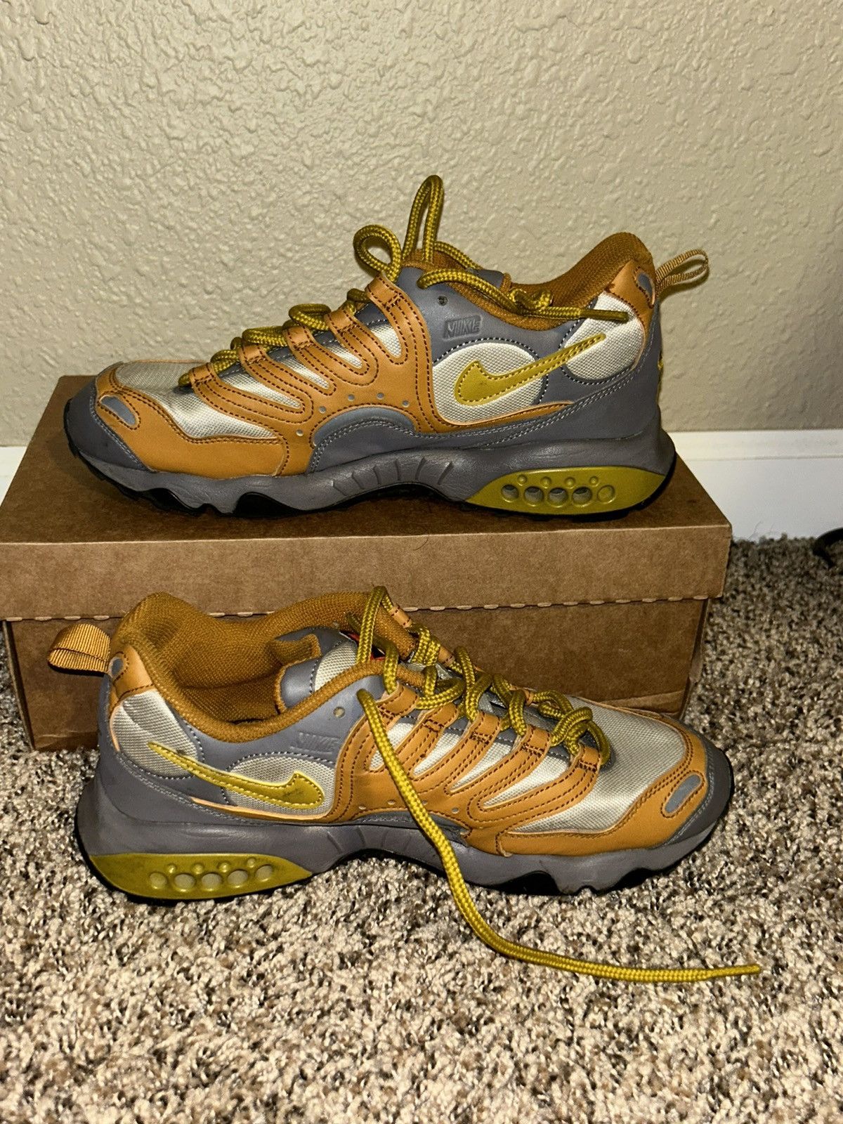 Nike Nike Air Terra Humara Desert Ochra Size US 8 / EU 41 - 2 Thumbnail