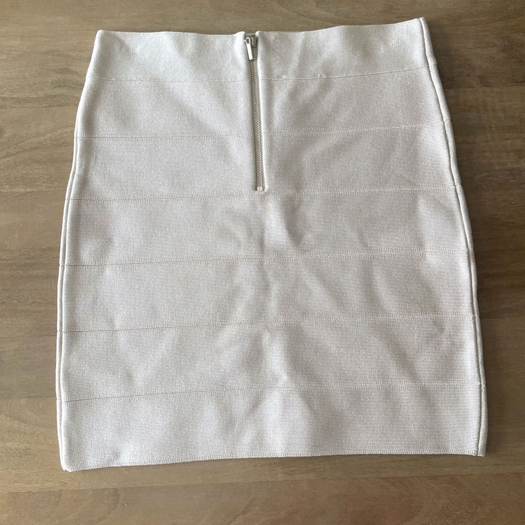 Bebe VINTAGE bebe Bandage Skirt Women's M Beige/Pink Solid Stretch NWT 90s Y2K Frat Party/Cocktail Short Skirt Mens/Womens Size 32" / US 10 / IT 46 - 2 Thumbnail
