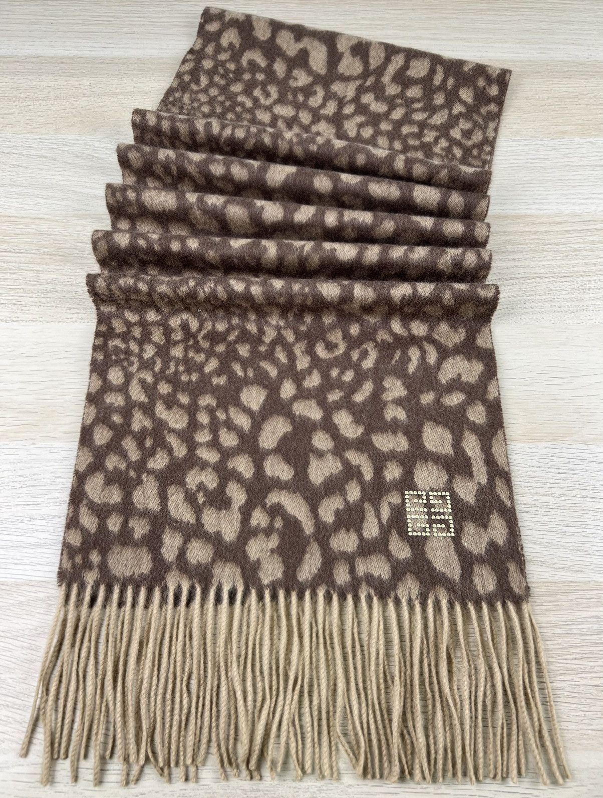 Givenchy Givenchy Scarf / Muffler / Neckwear M063 Size ONE SIZE - 5 Thumbnail