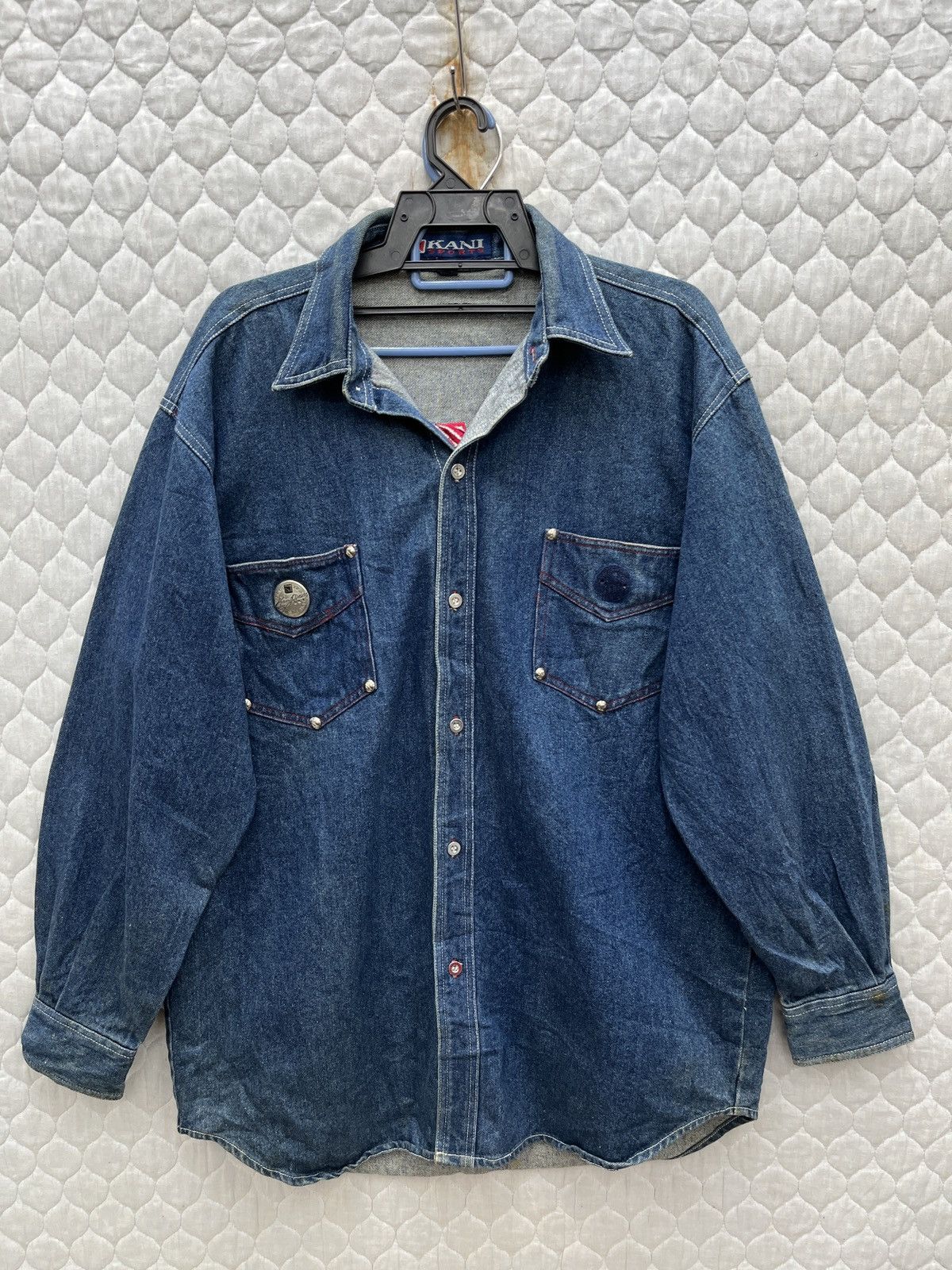 🔥🔥🔥STEALS VINTAGE KARL KANI DENIM JACKET SHIRTS