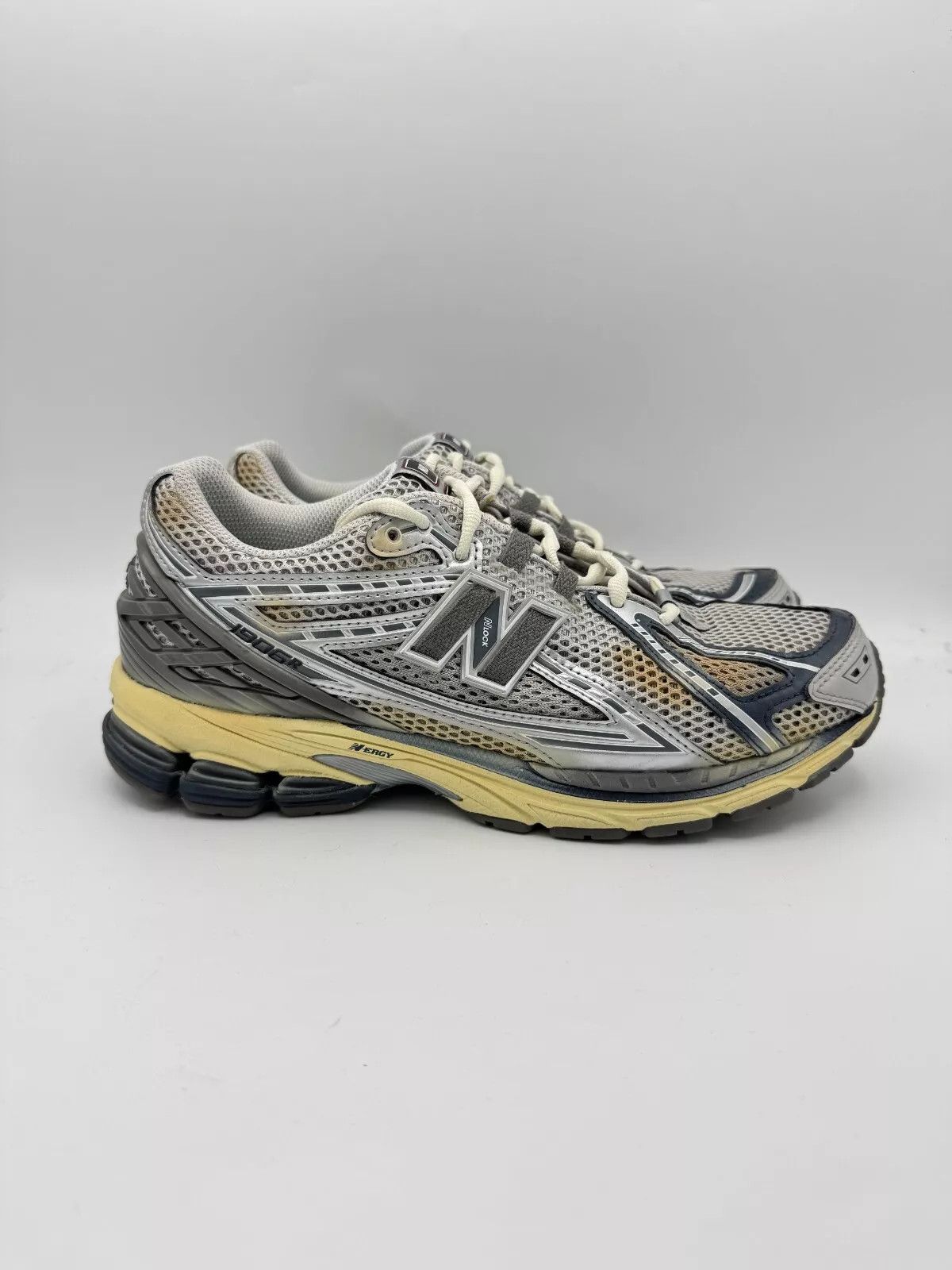 New Balance × thisisneverthat thisisneverthat New Balance 1906R The Downtown Run Size US 9 / EU 42 - 2 Thumbnail