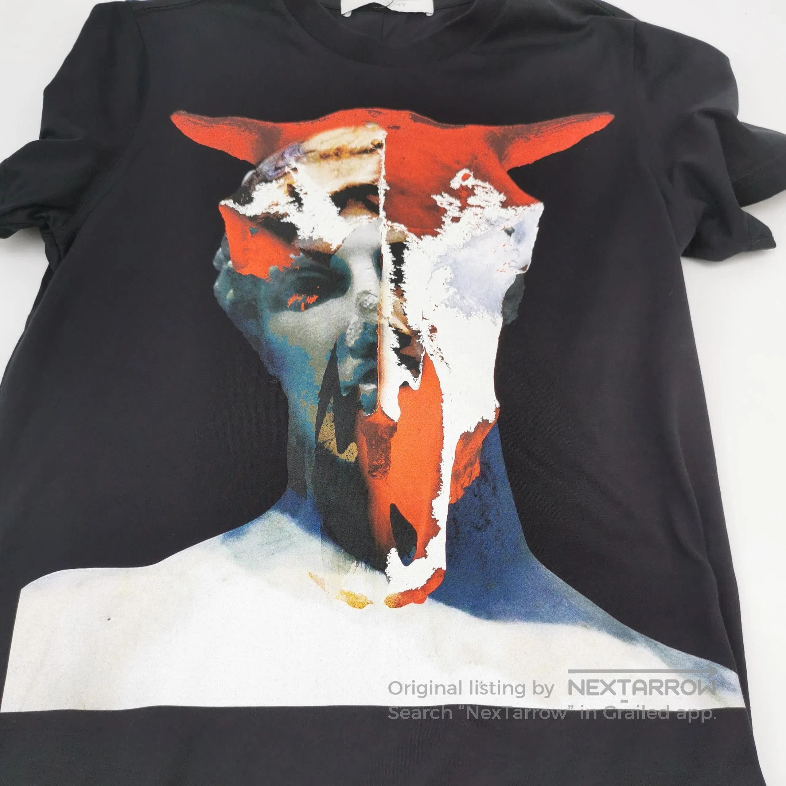 Givenchy Givenchy XS Cotton Graphic Print Crew Neck T-Shirt. Size US XS / EU 42 / 0 - 2 Thumbnail