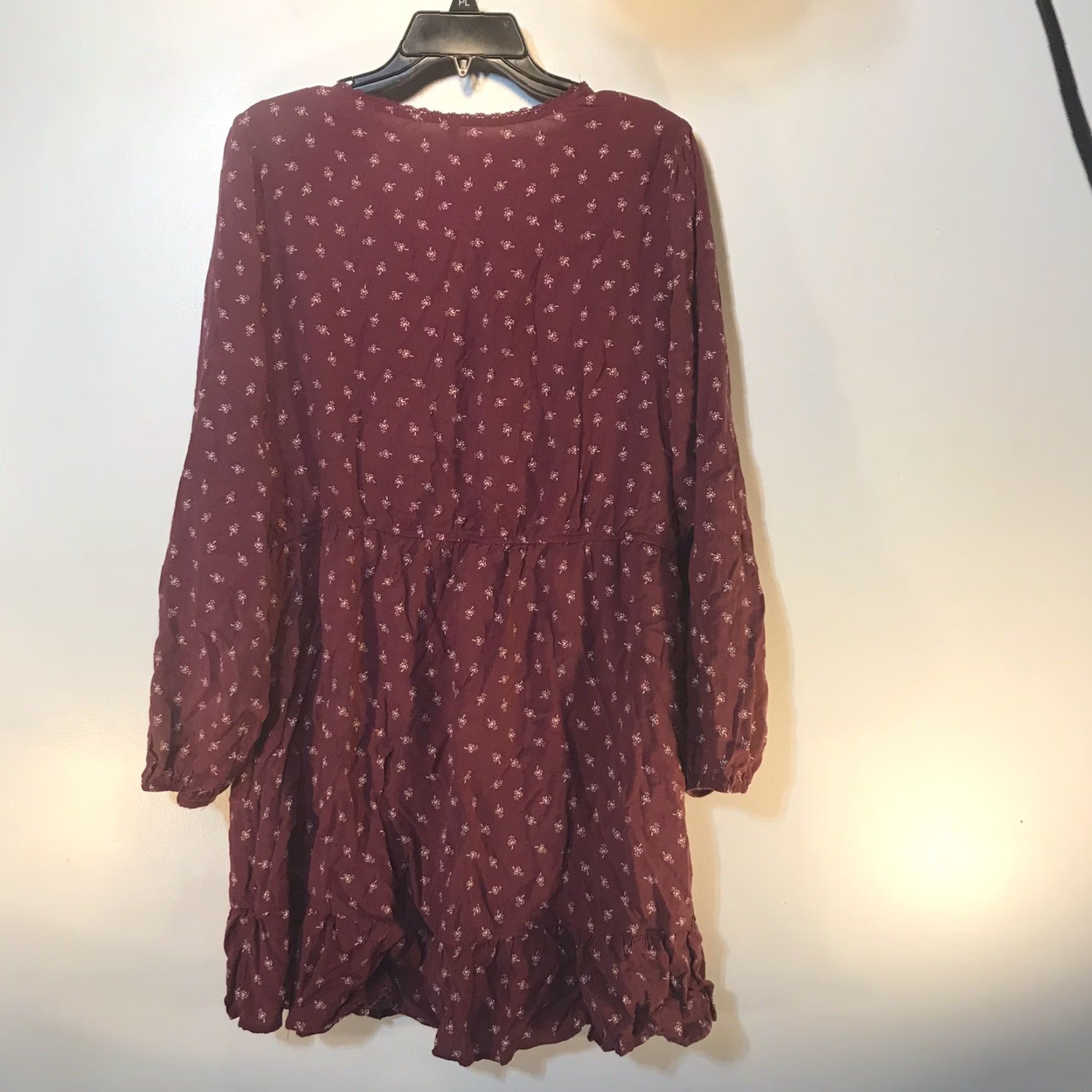 Vintage Xhilaration Burgundy Ruffle V-Neck Blouson Dress Women's Size L Knee Length Floral Long Sleeve Size L / US 10 / IT 46 - 2 Thumbnail