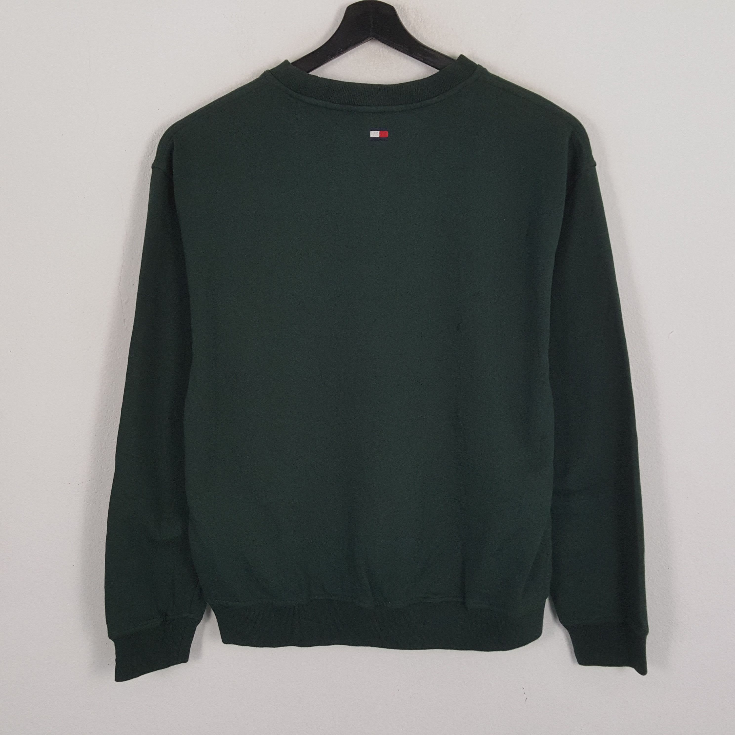 Tommy Hilfiger × Vintage TOMMY HILFIGER Small Logo Design Sweatshirt Size US L / EU 52-54 / 3 - 3 Thumbnail