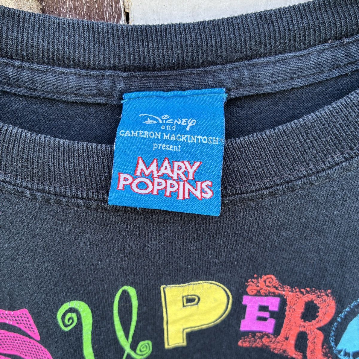 Disney Vintage Y2K Mary Poppins Musical Souvenir T Shirt Size US S / EU 44-46 / 1 - 3 Thumbnail