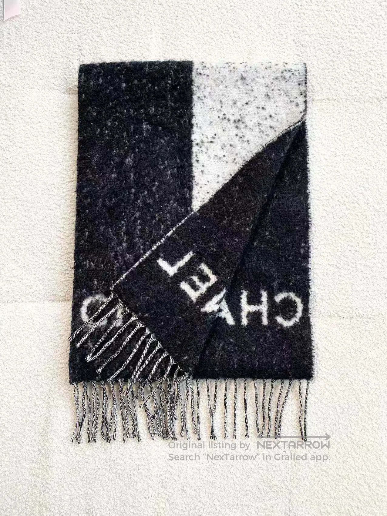 Chanel Chanel Slogan logo fringed scarf| Size ONE SIZE - 2 Thumbnail
