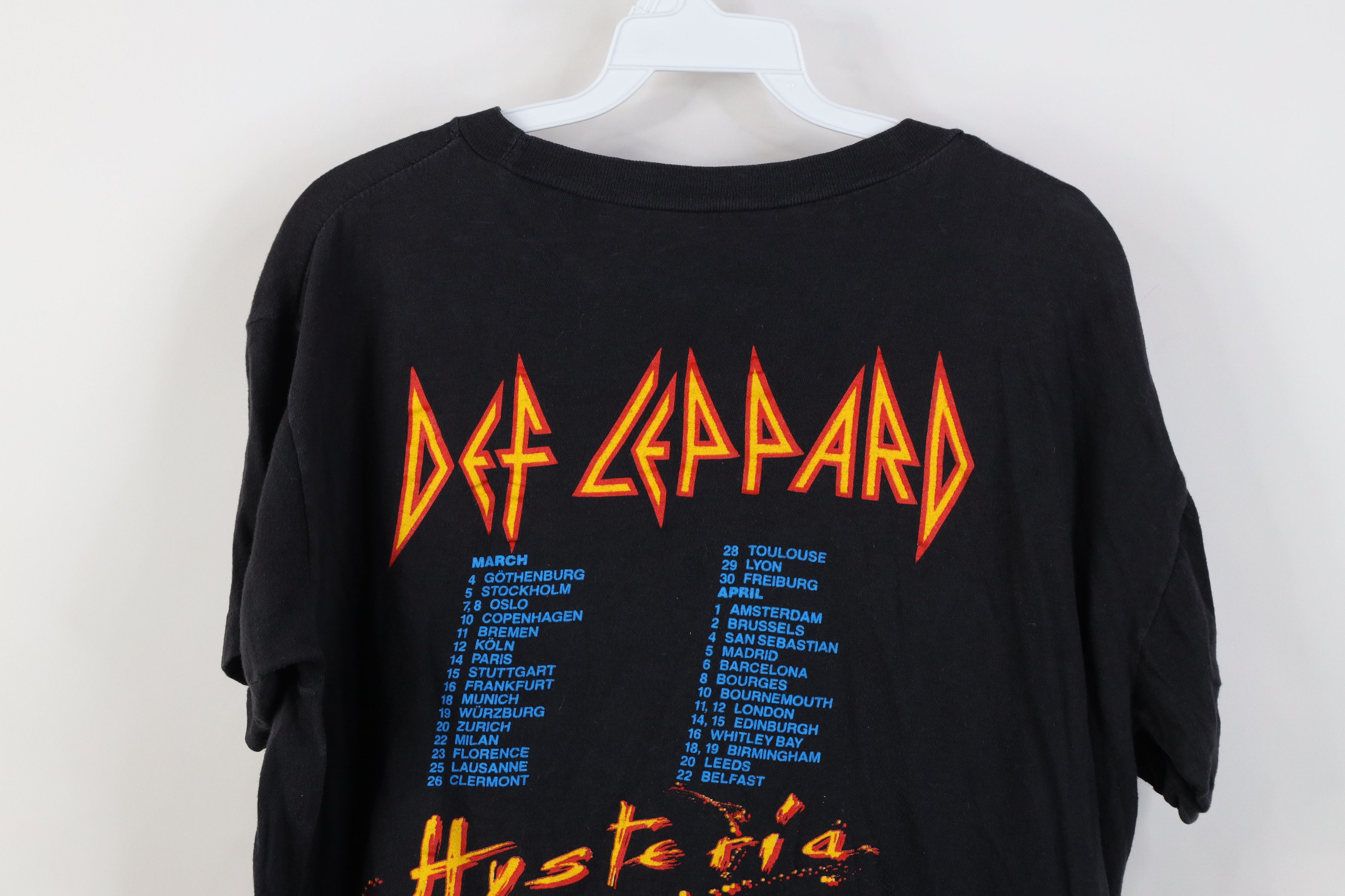 Vintage Vintage 80s Tour Def Leppard Band Short Sleeve T-Shirt Size US M / EU 48-50 / 2 - 15 Thumbnail