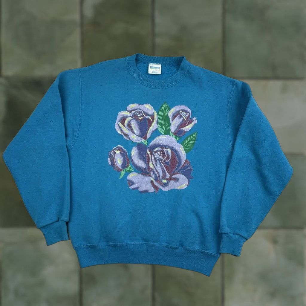 Vintage Vintage Yes Cheetah Brand Sweatshirt Womens 90s Flower Blue Medium Size M Pullover Crew Neck Long Sleeve Size M / US 6-8 / IT 42-44 - 1 Thumbnail