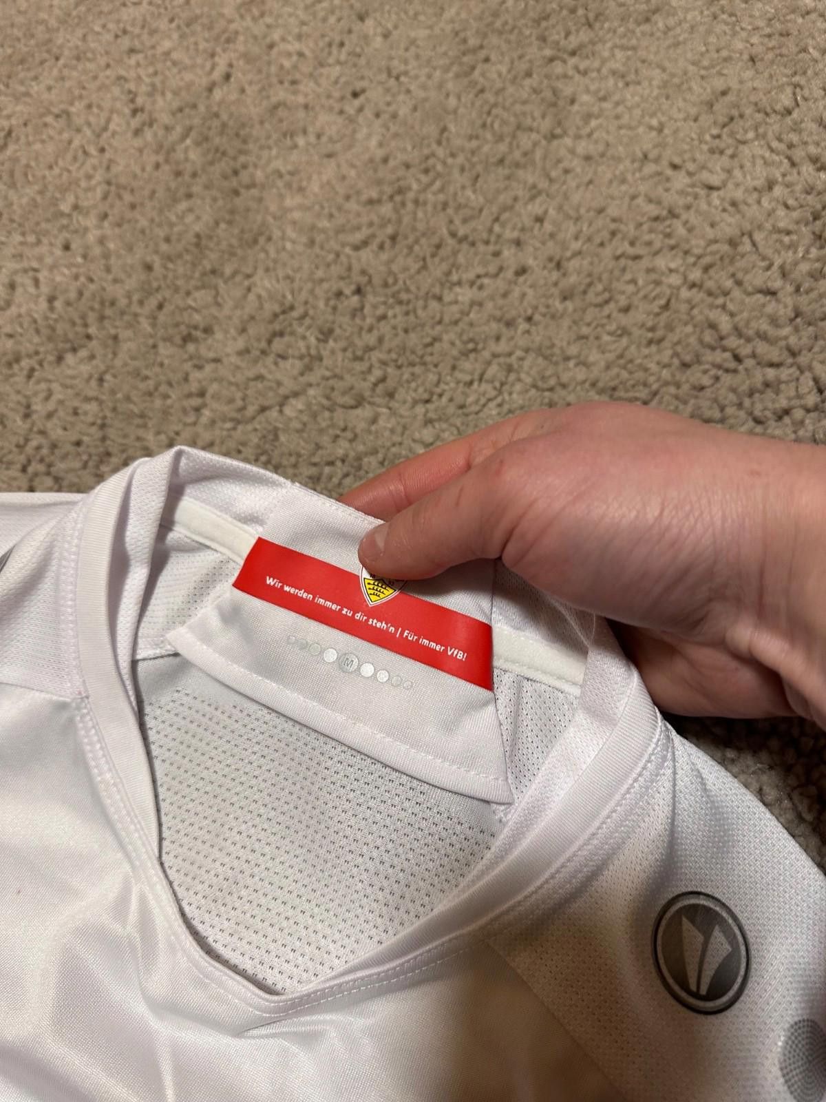 Puma VfB Stuttgart 2018 - 2019 Home football shirt jersey Puma Size US M / EU 48-50 / 2 - 4 Thumbnail