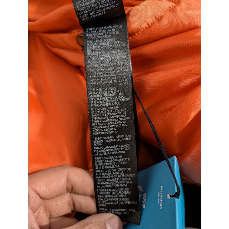 Balenciaga o1rshd1 World Food Program Hooded Nylon Bomber in Black Size US XL / EU 56 / 4 - 22 Thumbnail