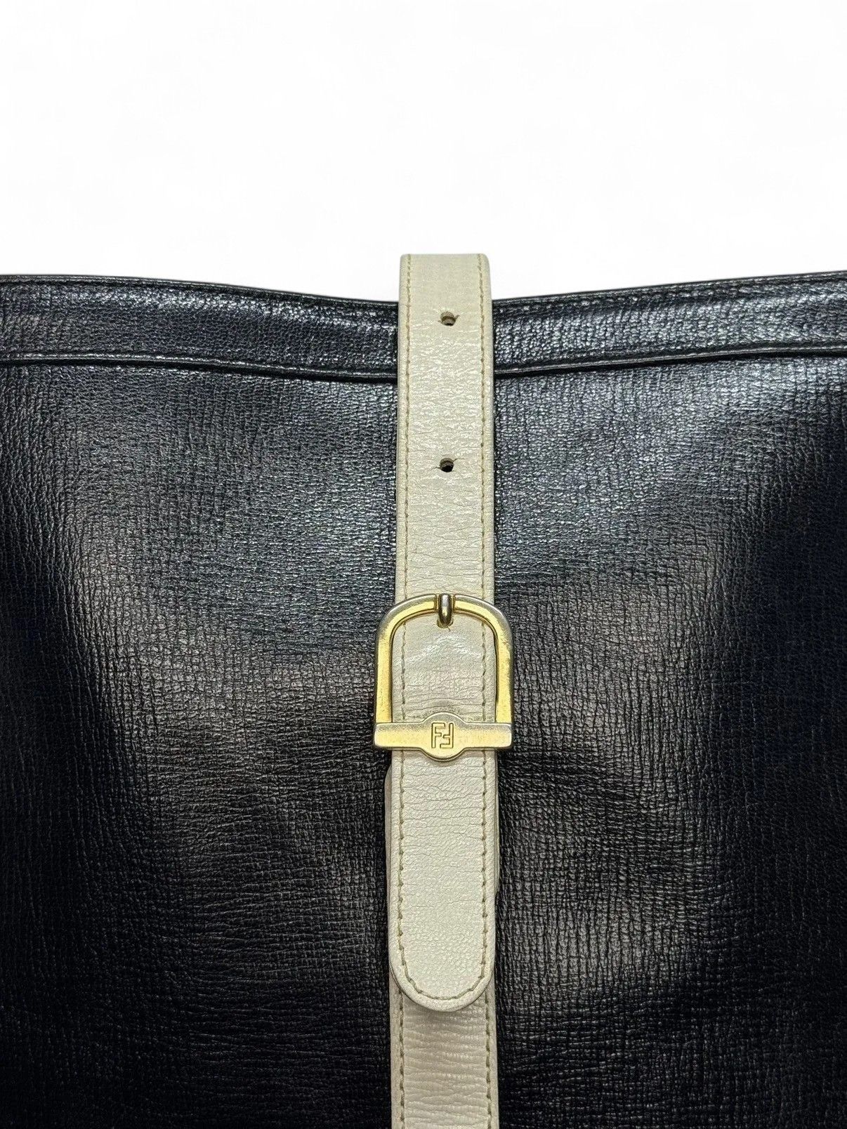 Fendi Fendi Vintage Black Leather Shoulder Bag Classic Luxury Size ONE SIZE - 8 Thumbnail