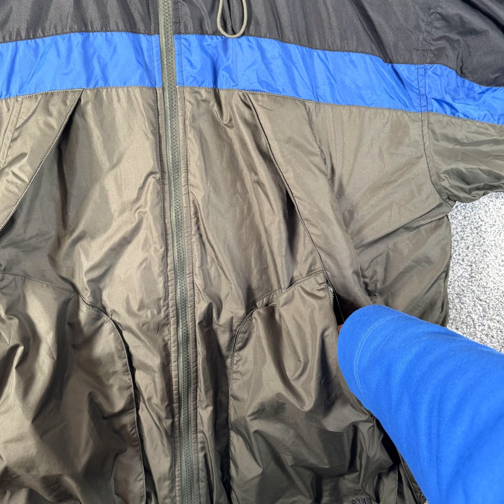 Adidas VINTAGE Adidas Insulated Midweight Windbreaker Jacket L Mens Green Zip Hooded Pockets 00s Size US L / EU 52-54 / 3 - 7 Thumbnail