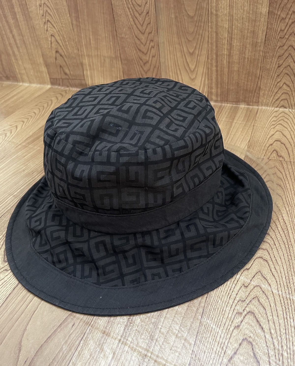 Givenchy Very Rare Vintage Brand Givenchy Monogram Bucket Hat 1990s Size ONE SIZE - 3 Thumbnail