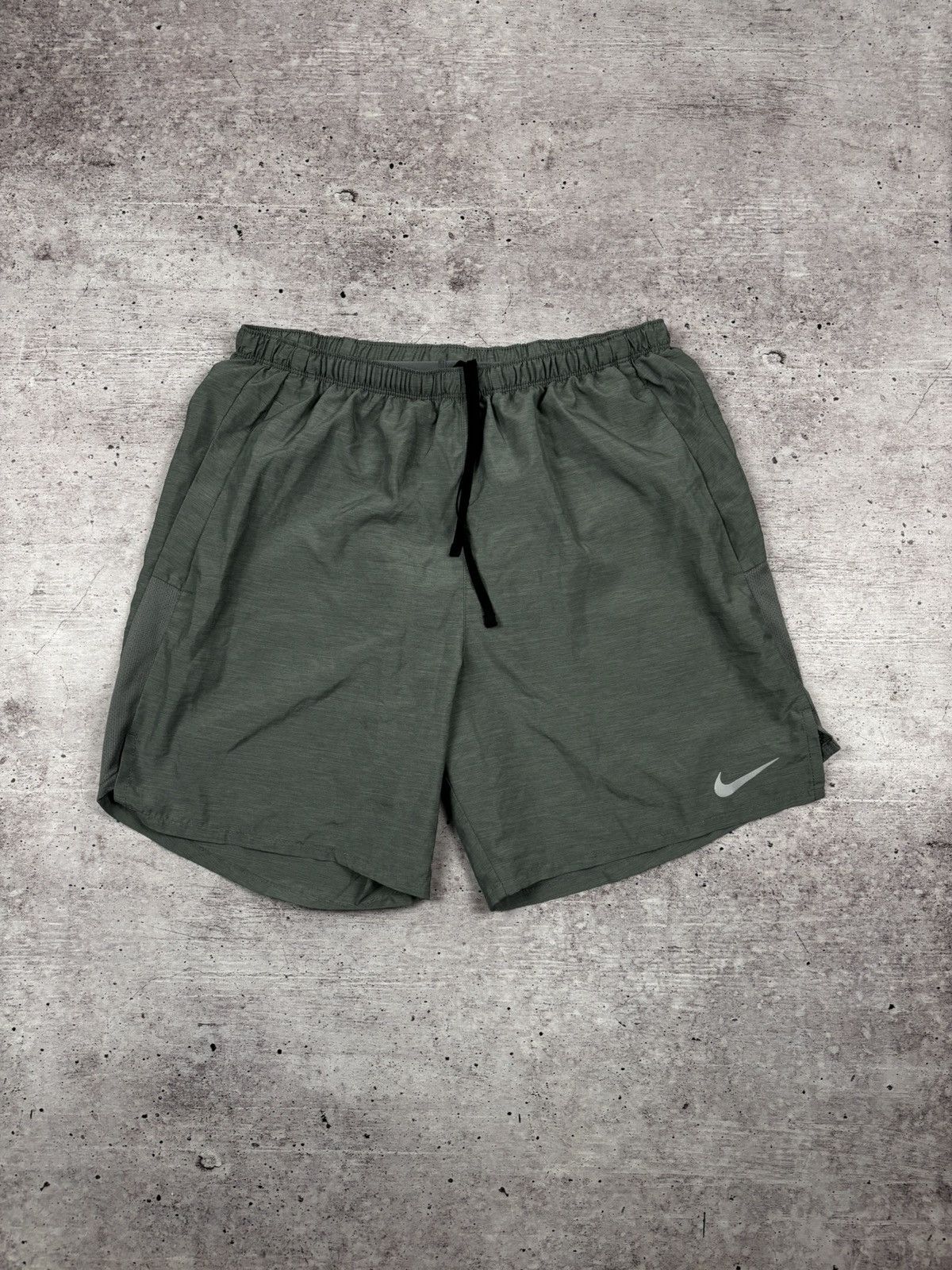 Nike Nike Dri-Fit sports short size M Size US 32 / EU 48 - 1 Thumbnail