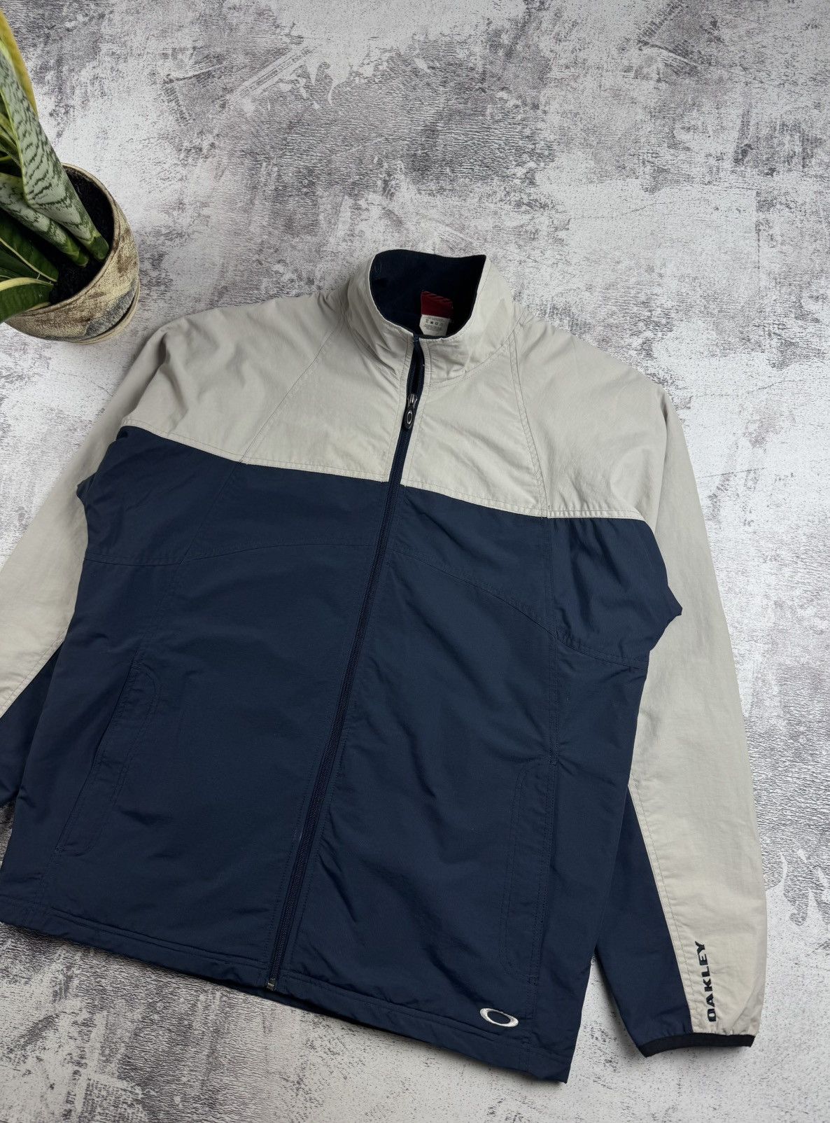 Oakley Oakley Men’s Gray Hiking Large Gorpcore Outdoor Basic Zip Jacket Windbreaker Size US L / EU 52-54 / 3 - 3 Thumbnail