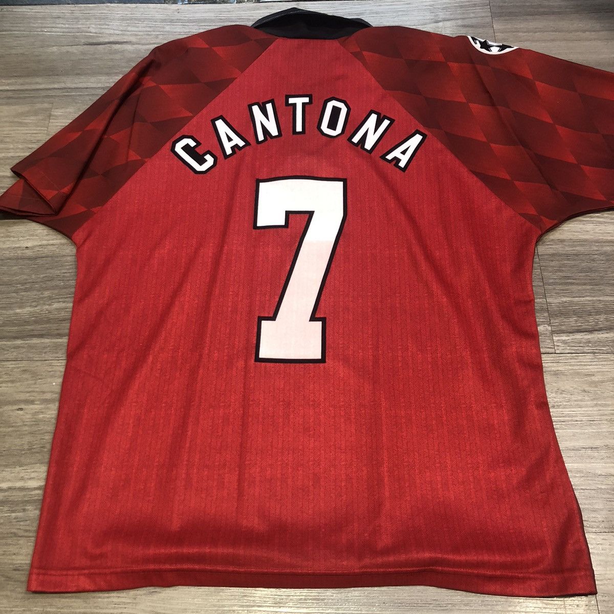レア Manchester United 96/97 Uniform #7 Manchester United 1996-97 Third Shirt - Cantona #7 - L – Football