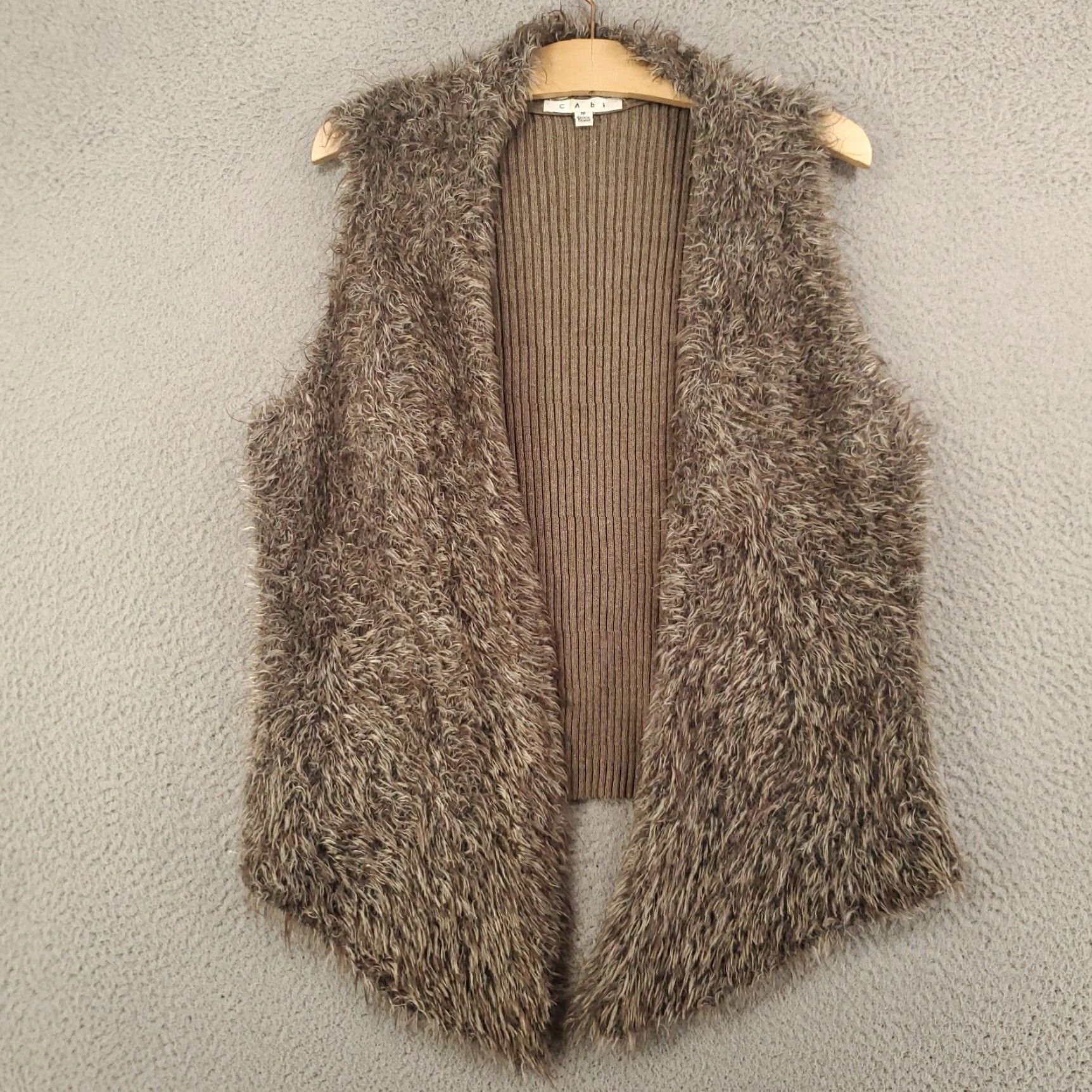 Vintage CAbi Brown Faux Fur Vest Womens Medium Open Front Casual Cardigan Size M / US 6-8 / IT 42-44 - 3 Thumbnail