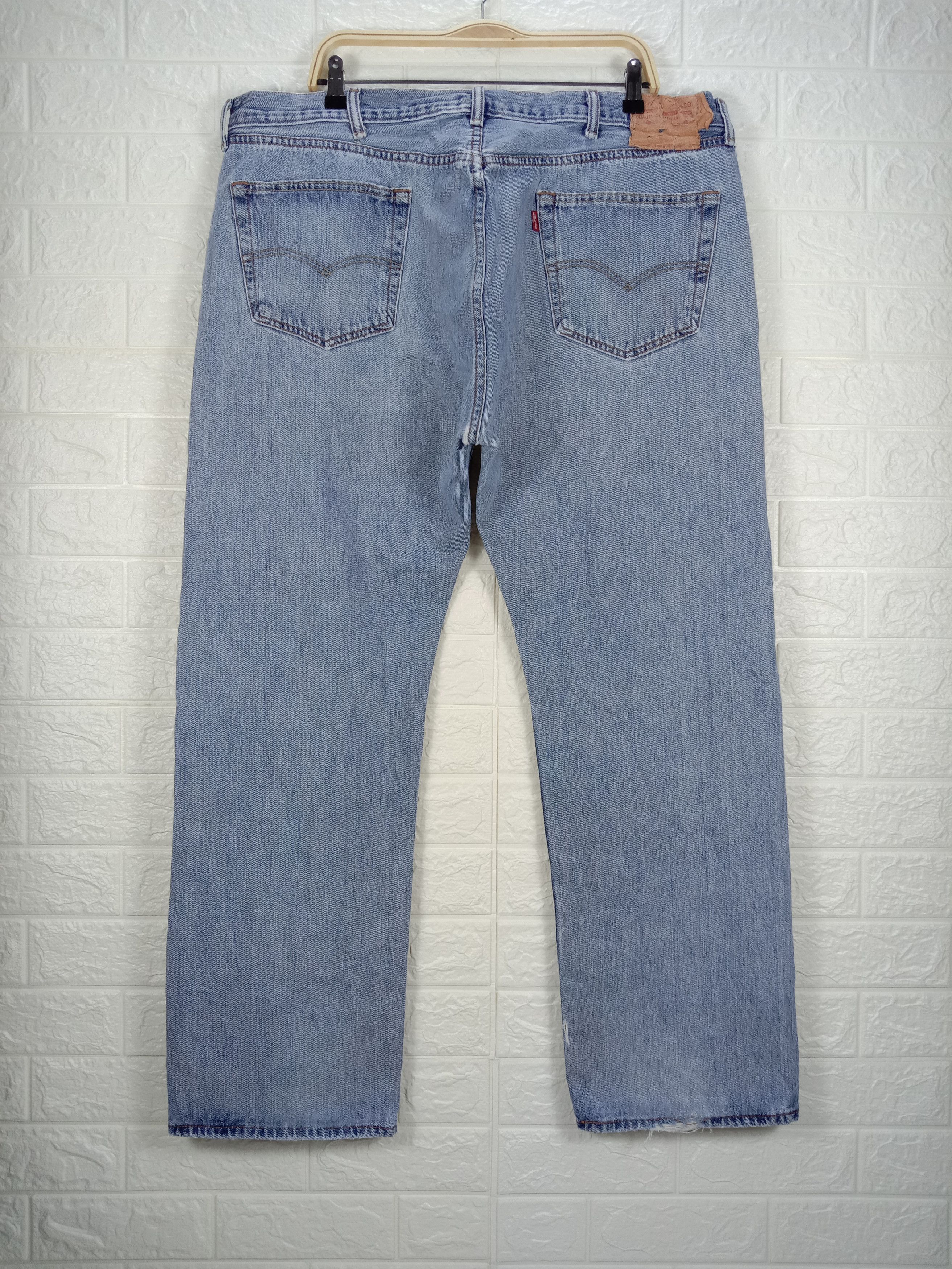 Levi's Vintage Levi's 501 Light Wash Jeans Button Fly Denim Size US 42 / EU 58 - 5 Thumbnail