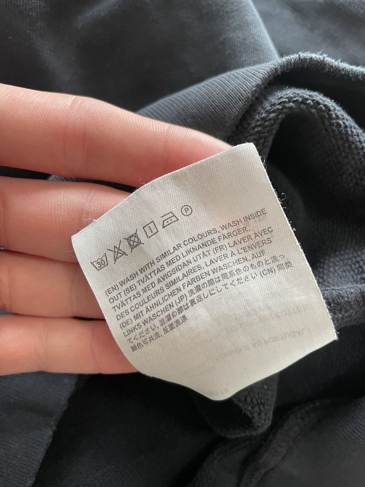 Acne Studios Acne Studios Distressed Sweatshirt Size US S / EU 44-46 / 1 - 6 Thumbnail