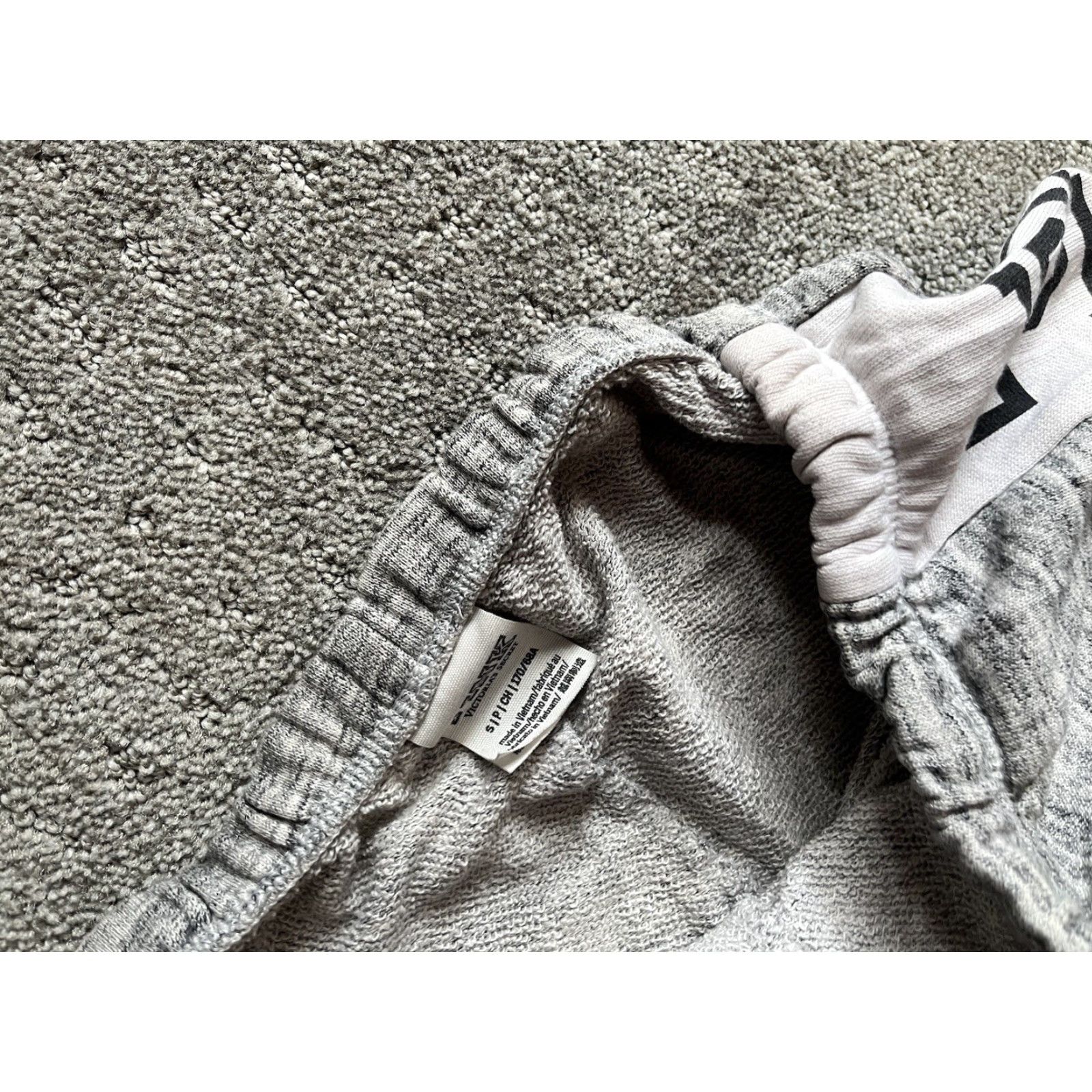 Victoria's Secret Victoria's Secret PINK Sweatpants Women Adult Small Gray Logo Jogger Womens Size 28" / US 6 / IT 42 - 5 Thumbnail