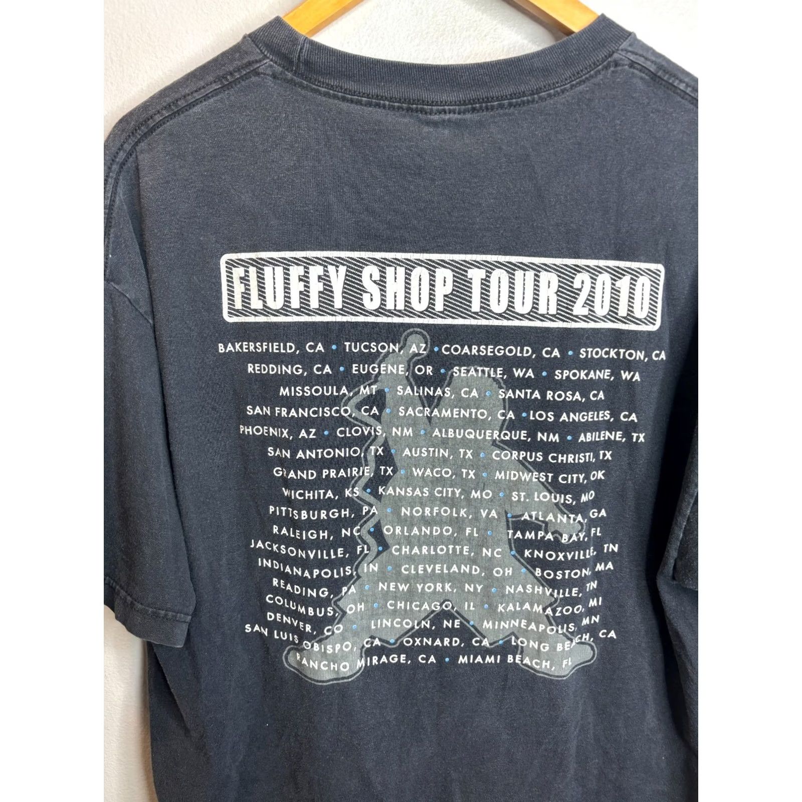 Vintage Gabriel Iglesias T-Shirt XL Comedy Central Shop Tour 2010 Stand Up Fluffy Men Size US XL / EU 56 / 4 - 6 Thumbnail