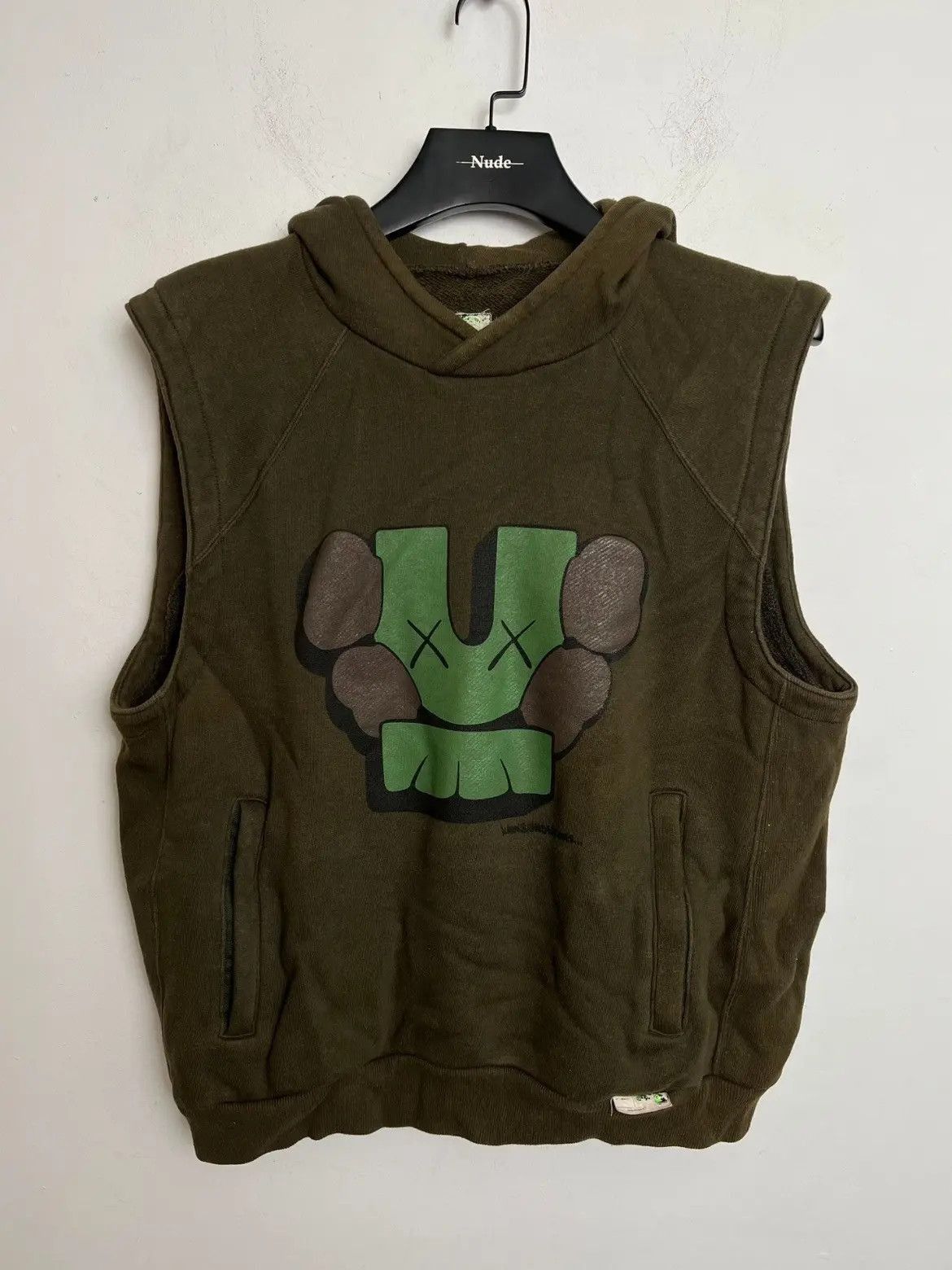 Undercover UNDERCOVER x KAWS sleeveless hoodie Size US M / EU 48-50 / 2 - 1 Thumbnail