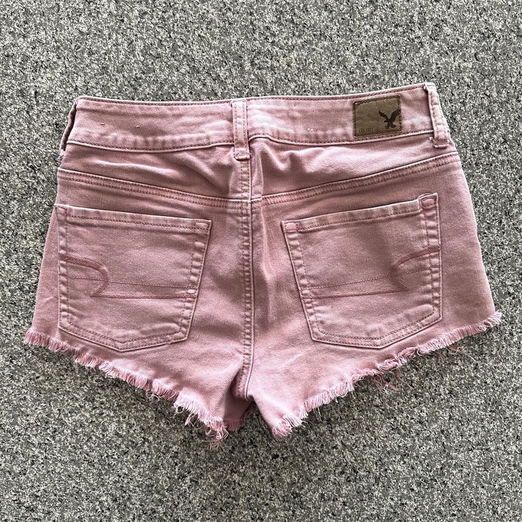 American Eagle Outfitters American Eagle Shorts Womens 2 Pink High Rise Cut-Off Slim Denim Stretch Shortie 27x2 Size 27" / US 4 / IT 40 - 2 Thumbnail