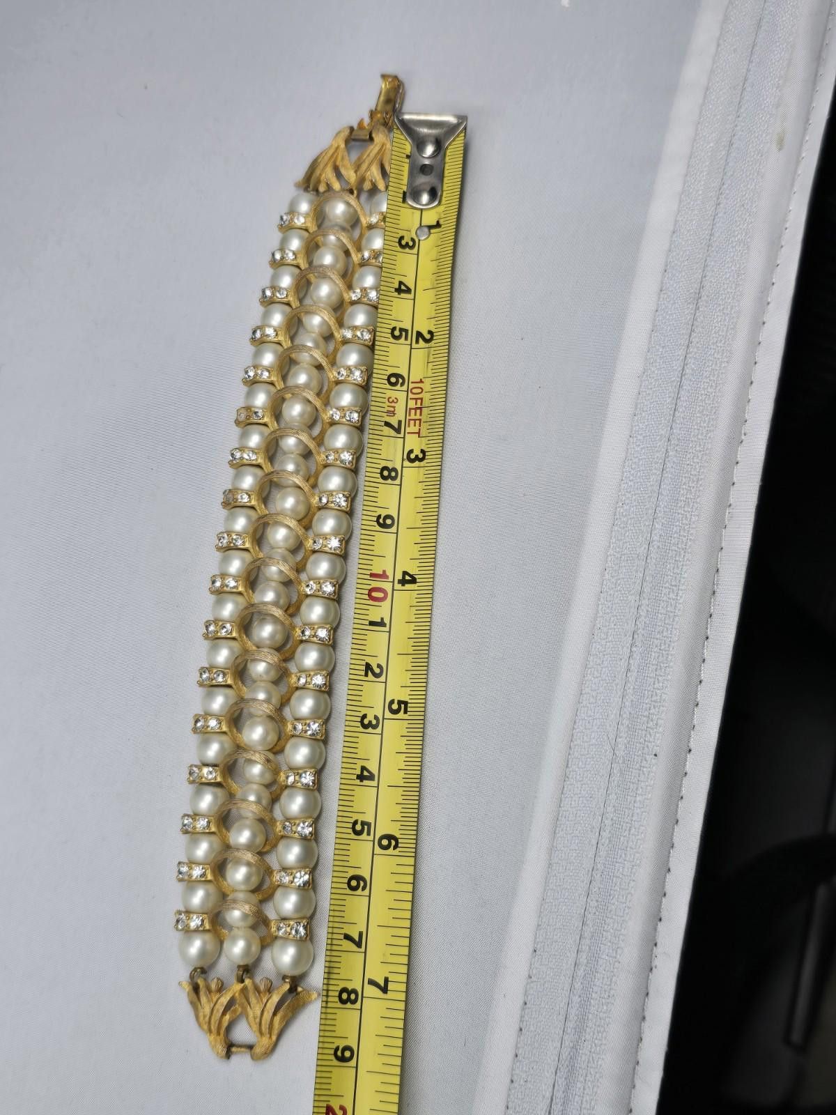 Other Vintage Krementz Faux Pearl Rhinestone Bracelet Gold Tone Size ONE SIZE - 5 Thumbnail