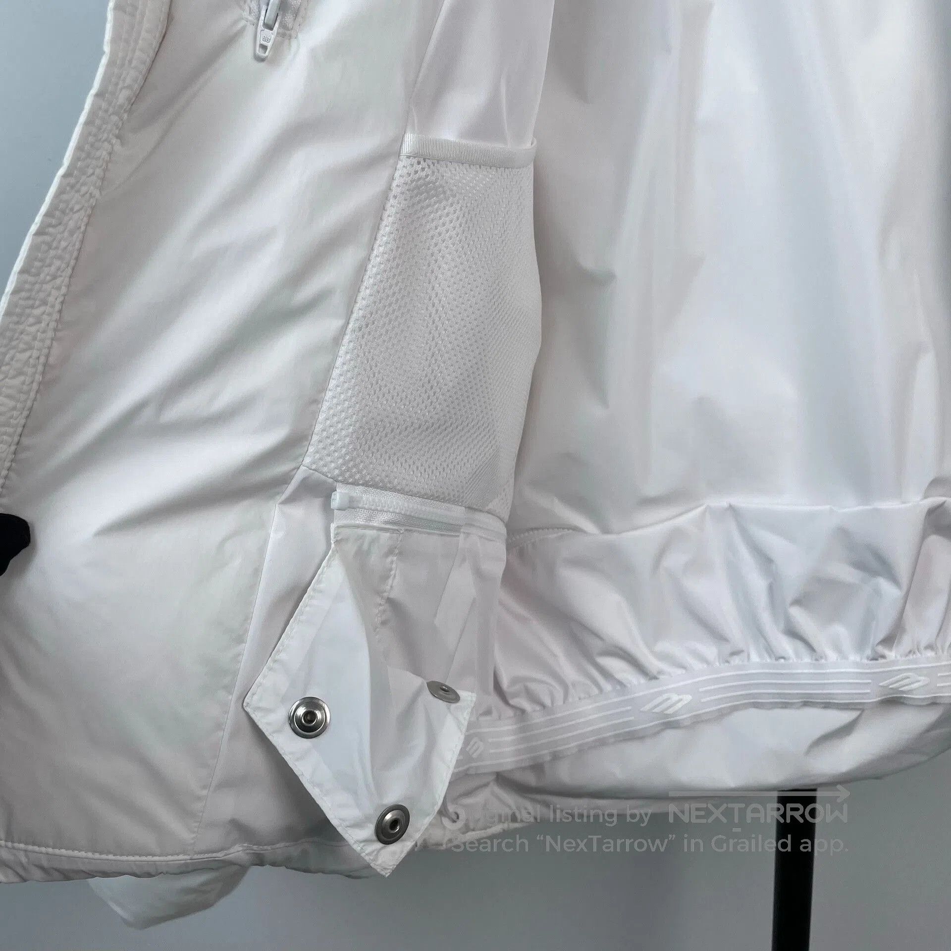 Balenciaga Balenciaga White Ski Short Down Jacket. Size XXS / US 00 / IT 34 - 3 Thumbnail