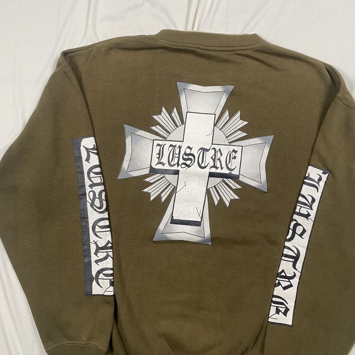 Japanese Brand Vintage y2k Lustre Cross Tattoo Boxy Crewneck Size US M / EU 48-50 / 2 - 2 Thumbnail
