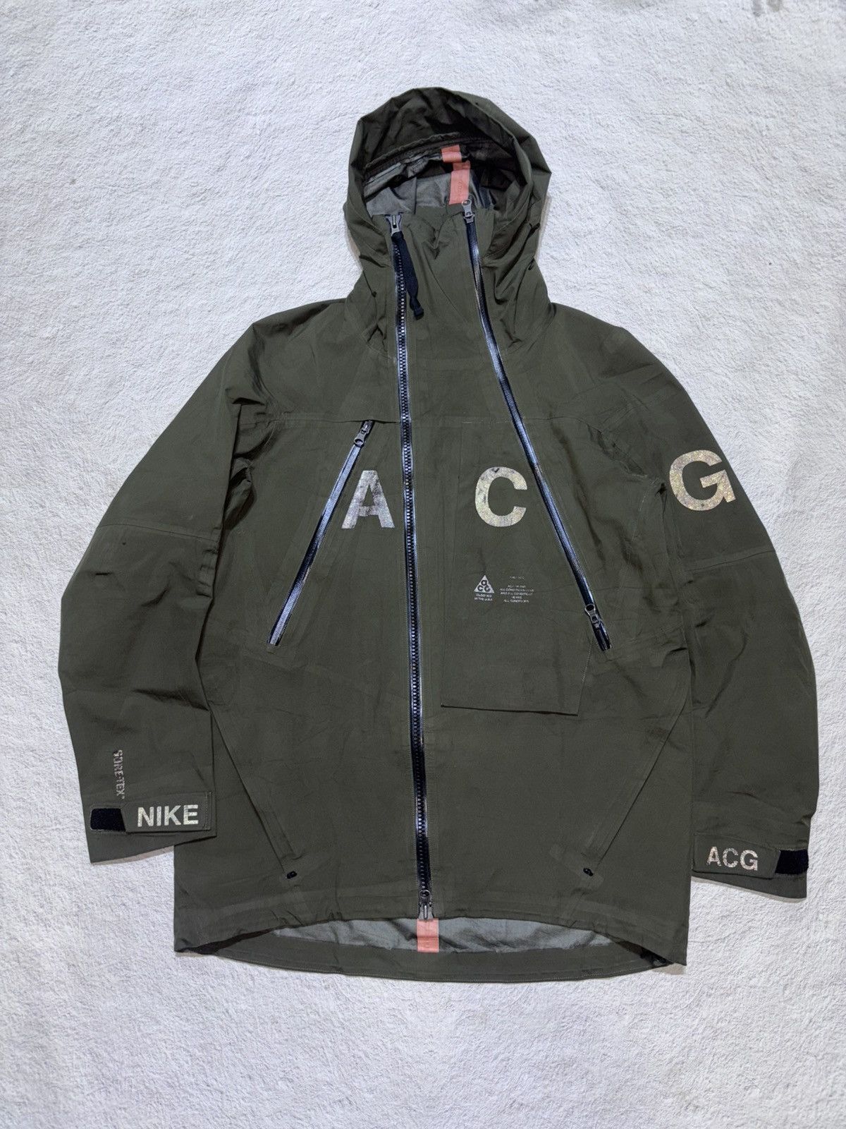 Nike ACG アルパイン ジャケット alpine Is the Nikelab ACG Alpine REALLY the Ultimate Techwear