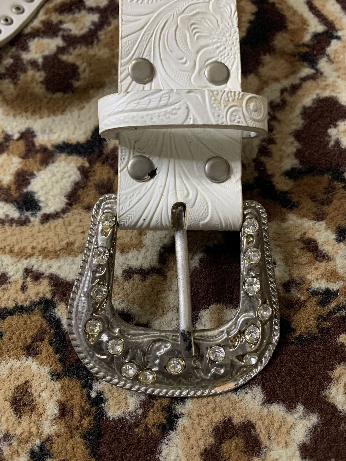 Vintage STUDDED BELT Size 30 - 3 Thumbnail