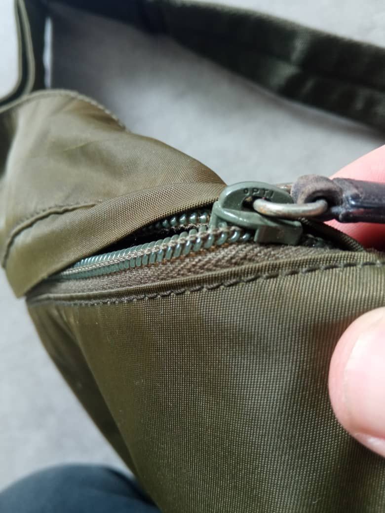 Prada PRADA NYLON MESSENGER BAG IN GREEN ARMY Size ONE SIZE - 13 Thumbnail